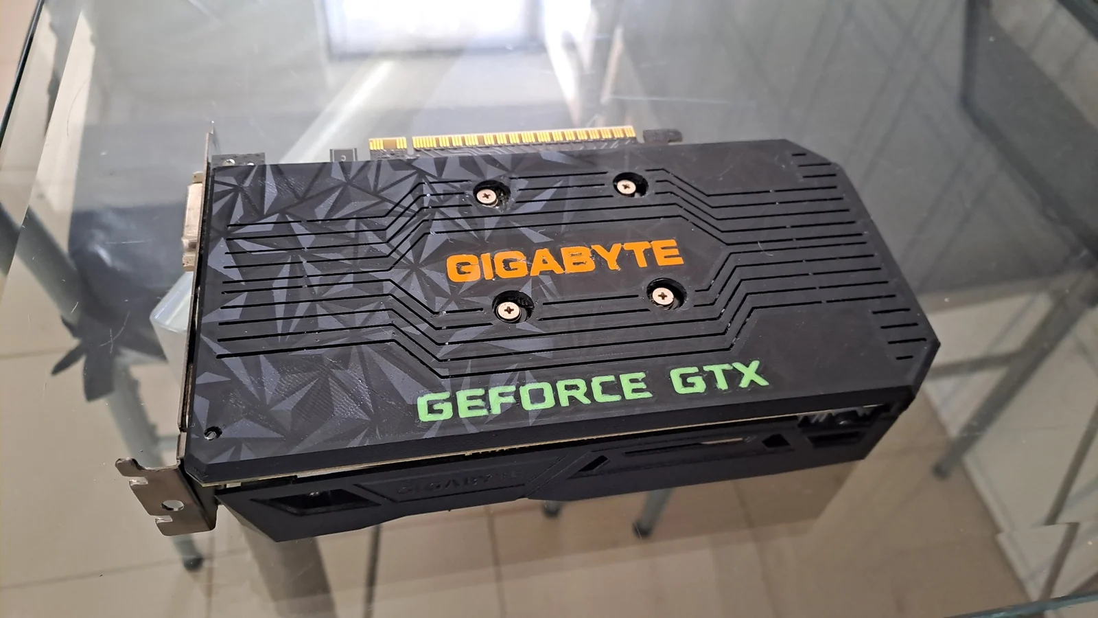 Gigabyte Geforce GTX 1050 Back Plate