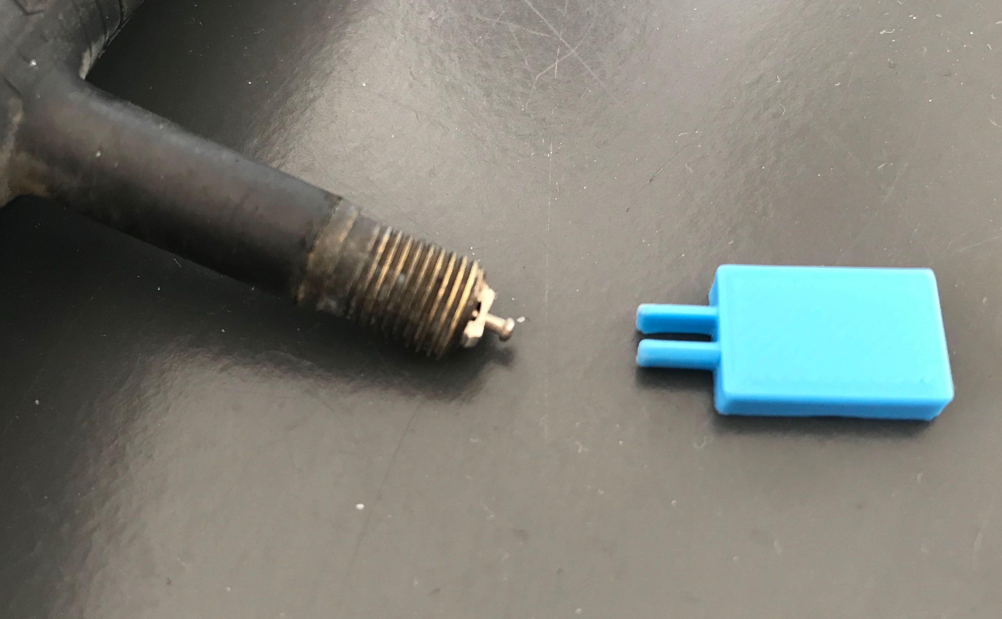 Schrader Valve Tool - Ventilwerkzeug