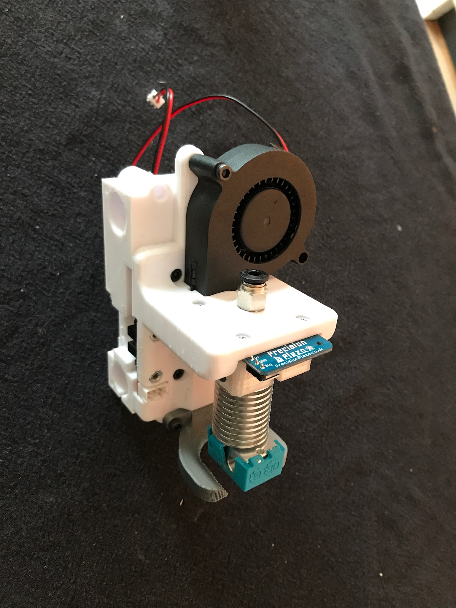 Precision Piezo Orion HotEnd mount for NedalLive's HyperCube Evolution Reinforced carriage