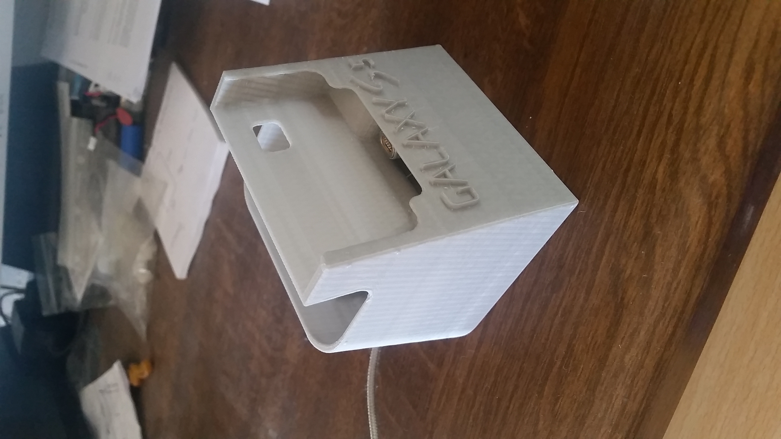 Samsung Galaxy S5 Holder for Goobay charging cable