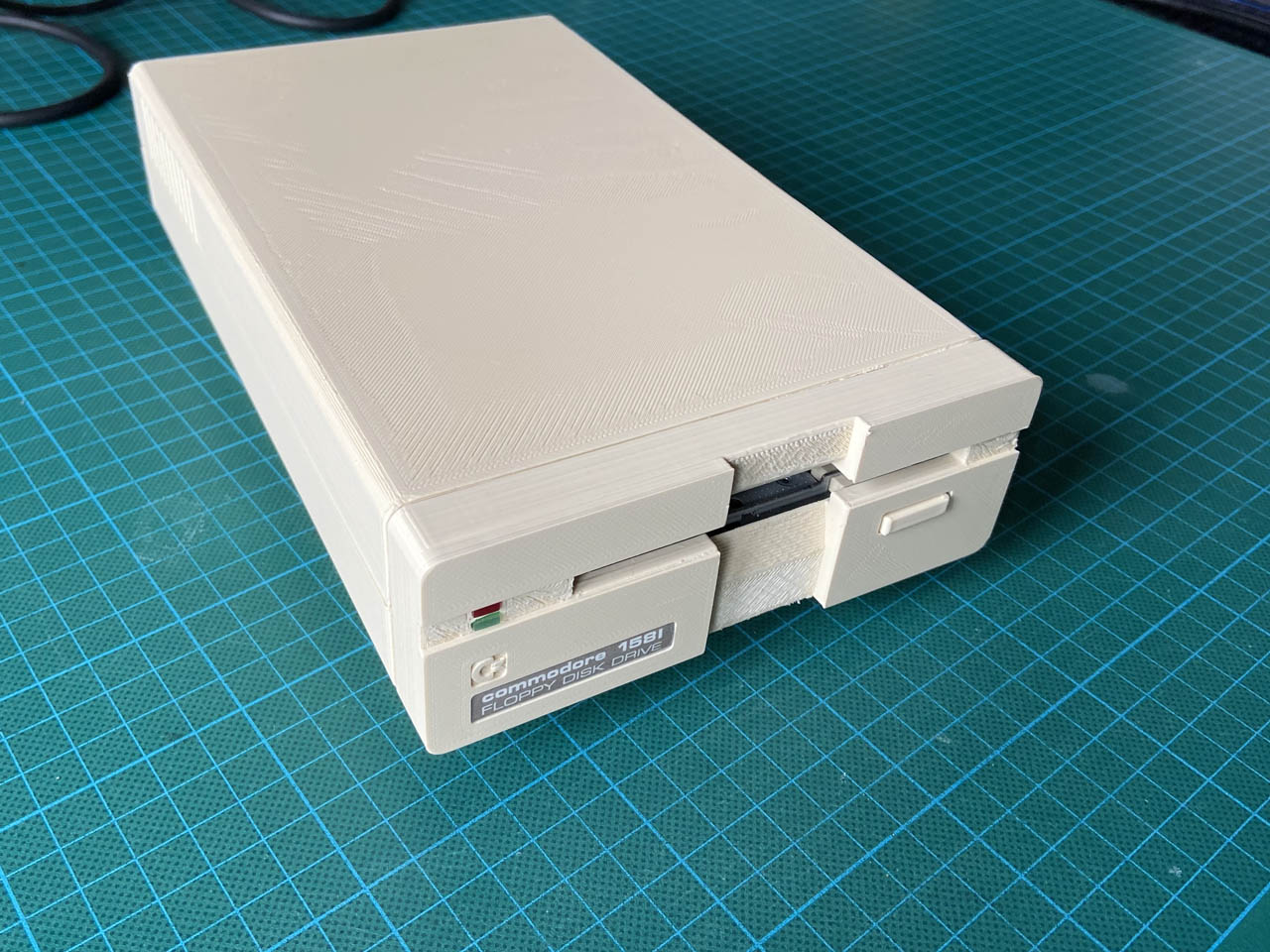 Commodore 1581 Replica Case