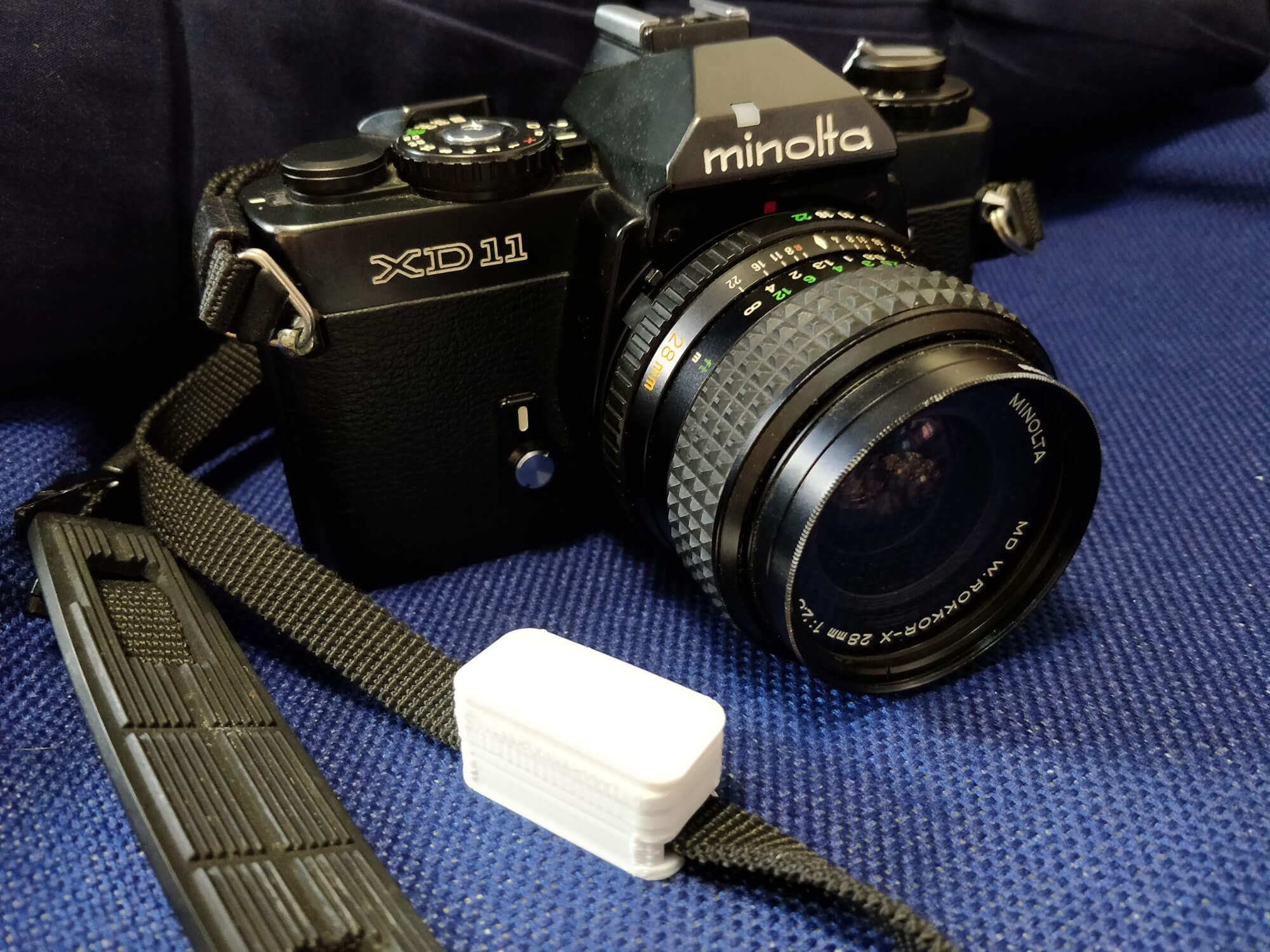 LR44 Battery Strap Holder