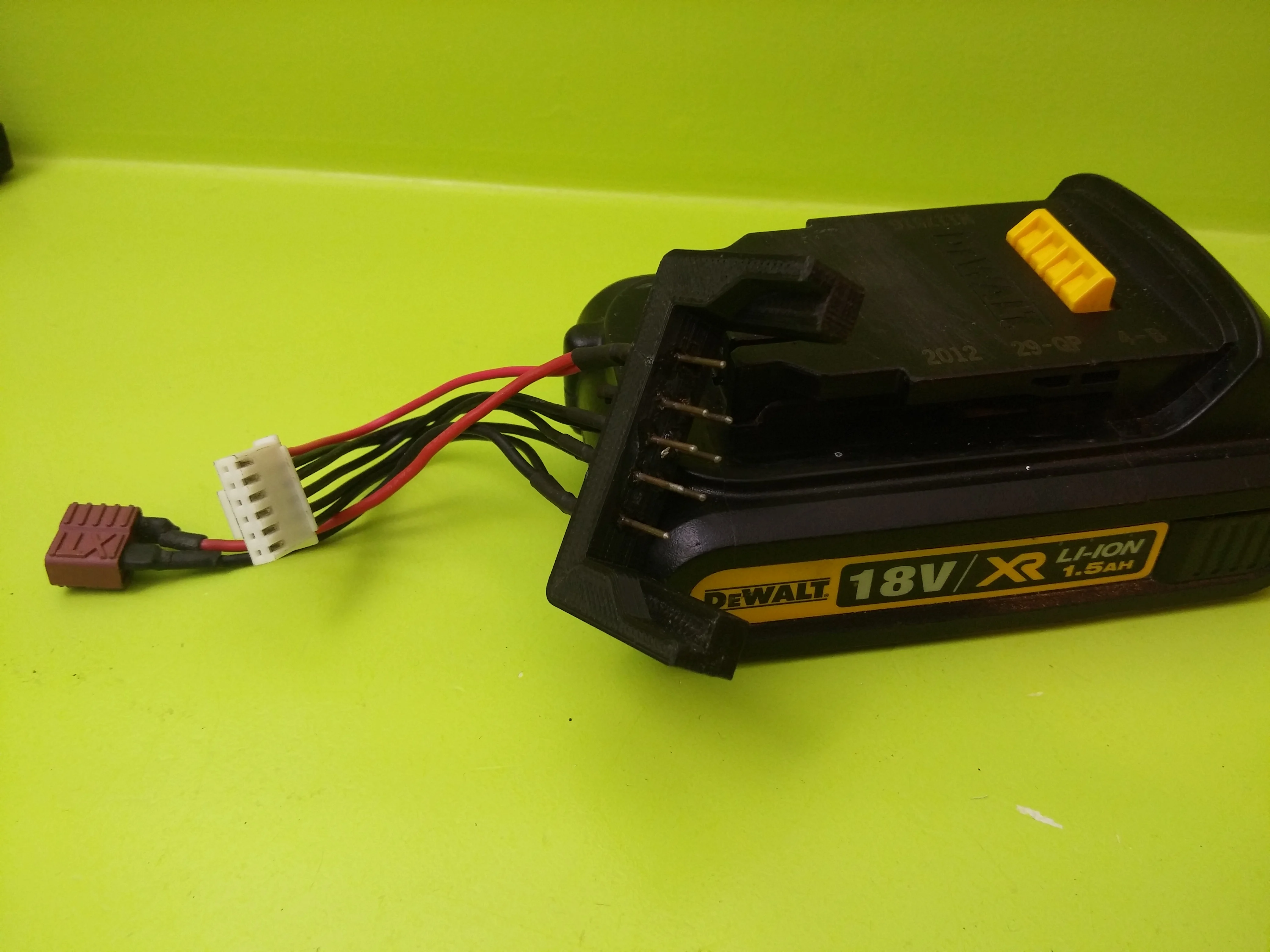 DeWalt XR charge adapter