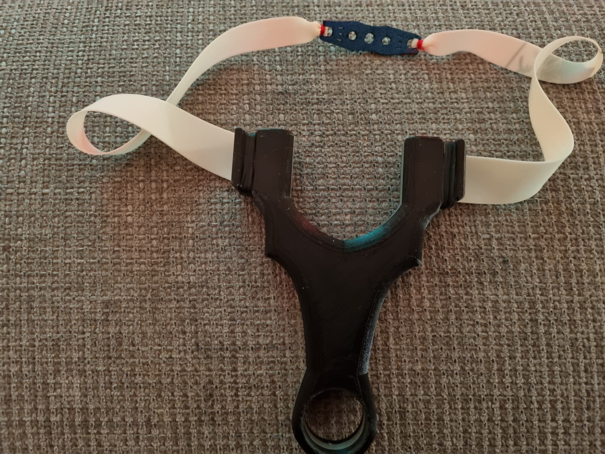 Slingshot ( Zwille ) TTF
