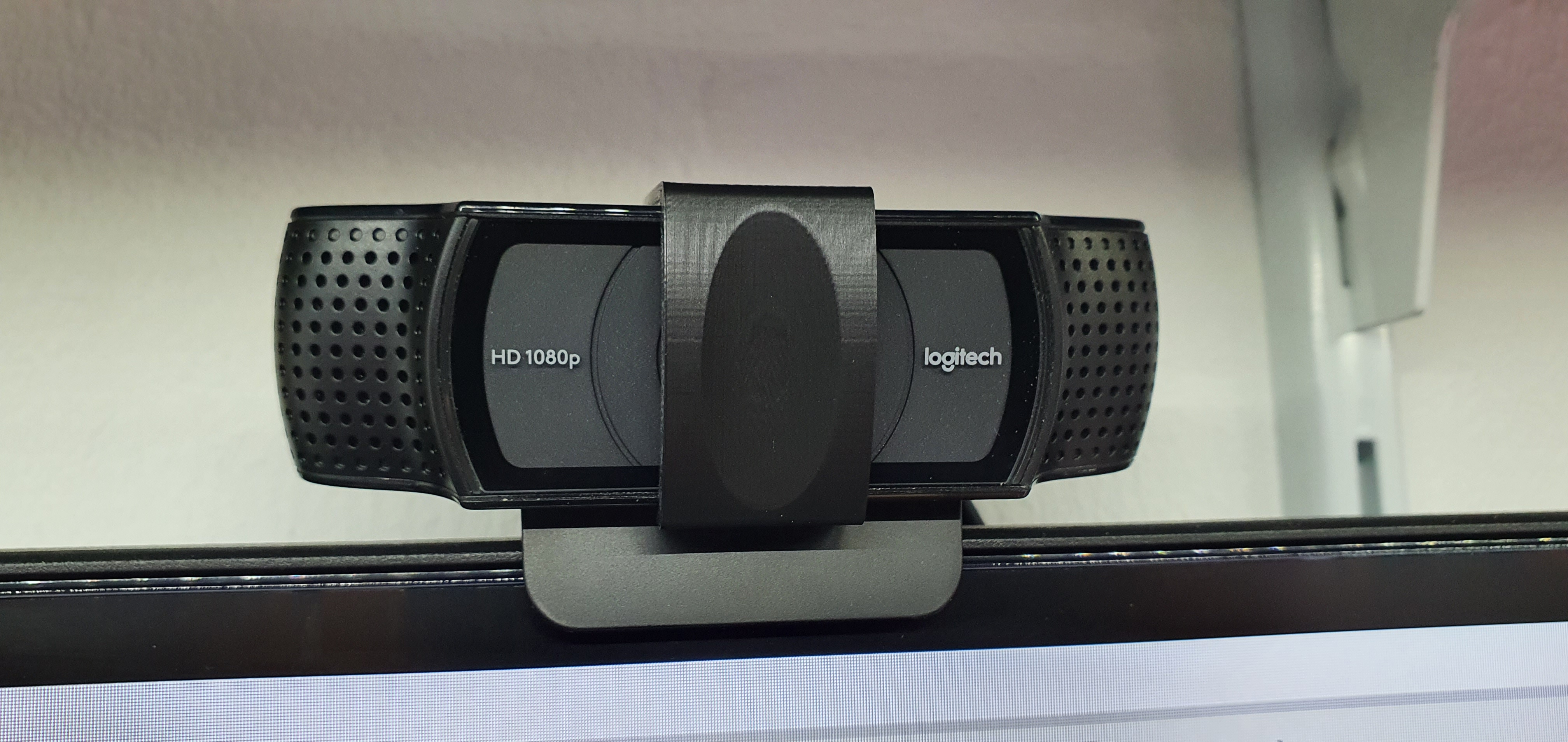 Logitech C920 webcam privacy slide cover clip