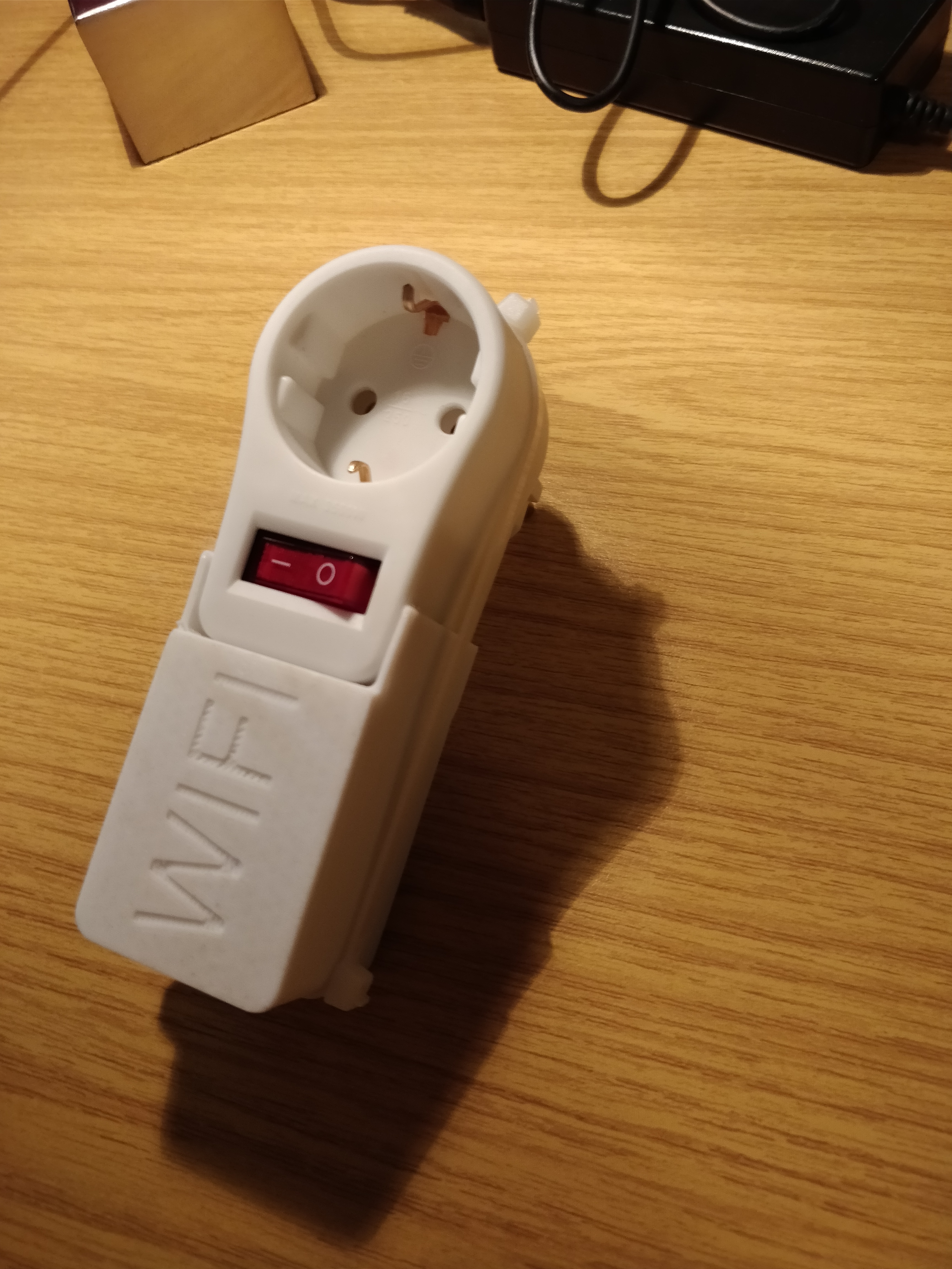 WIFI Plug, Blynk controlled, ESP8266