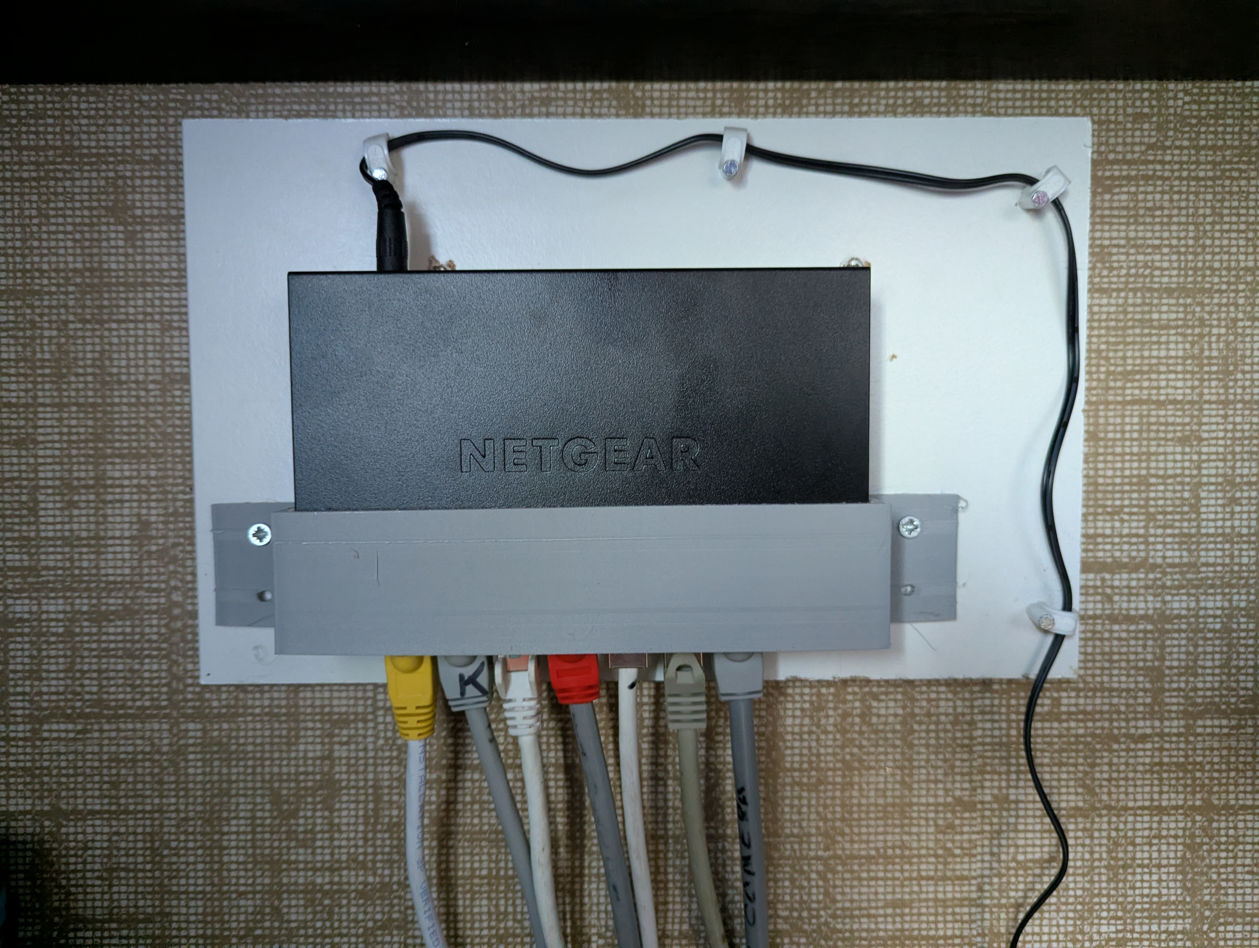 Netgear switch gs308 bracket mount