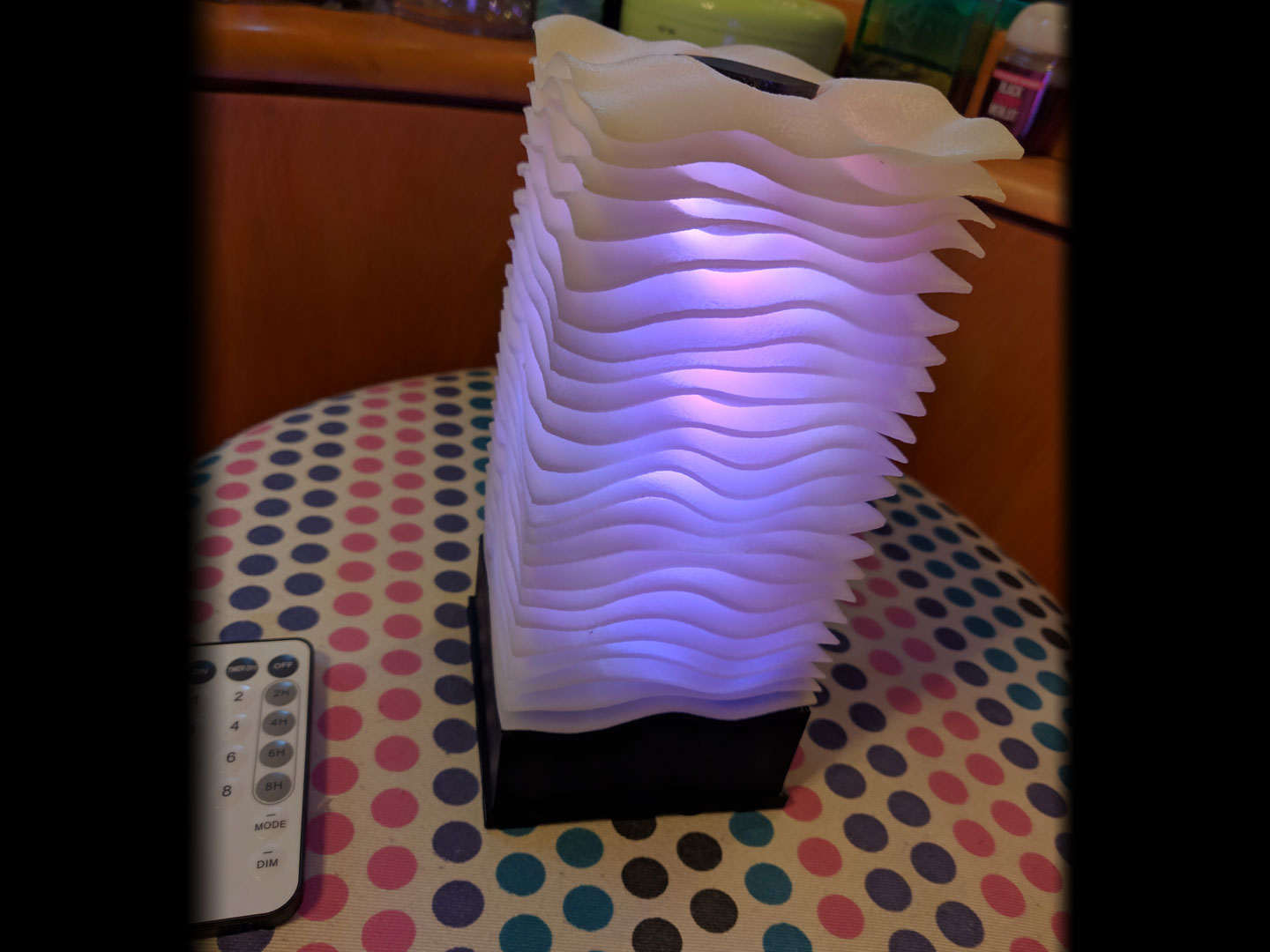 Battery Powered Wave Lamp with Base and Cap