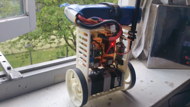Balancing FPV Bot