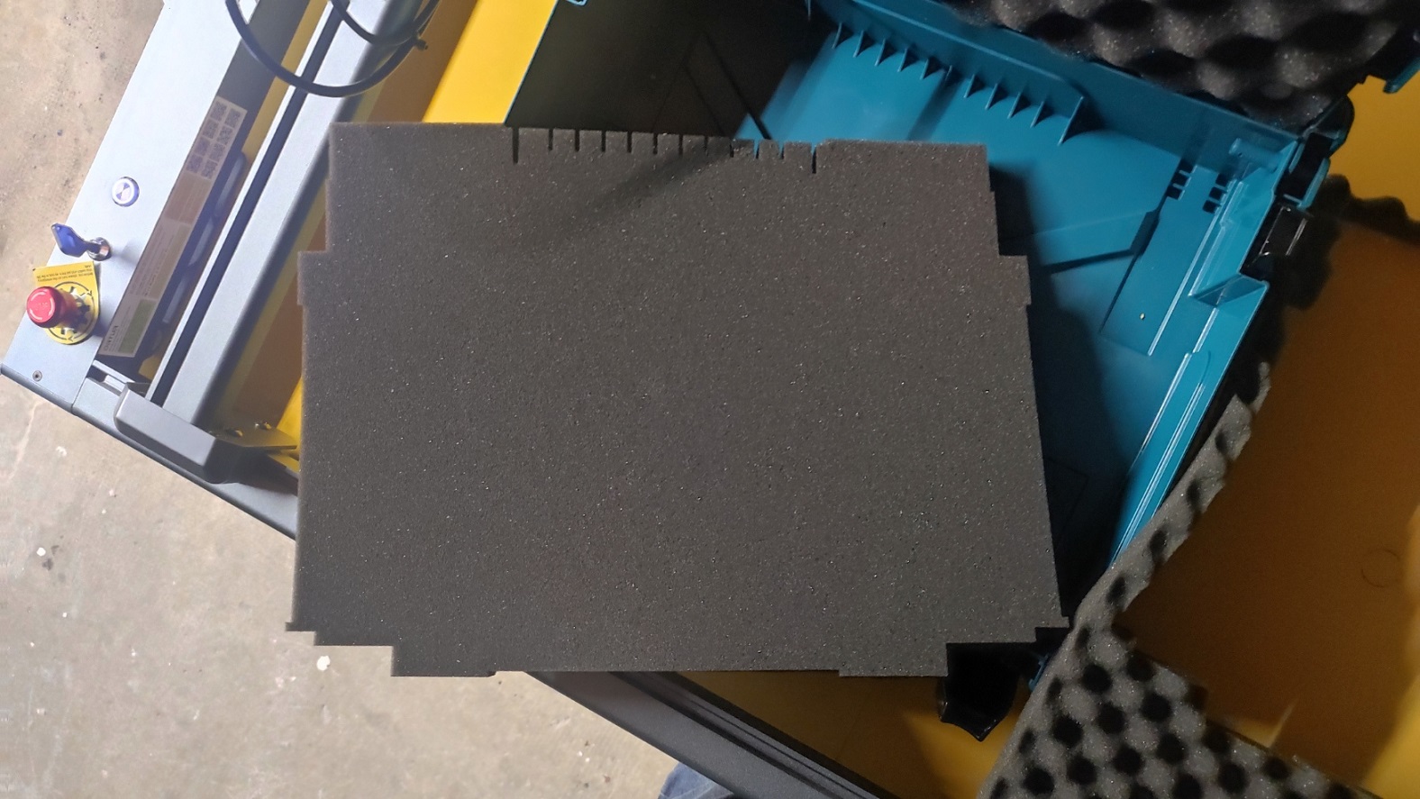 Mousse Makpac Makita