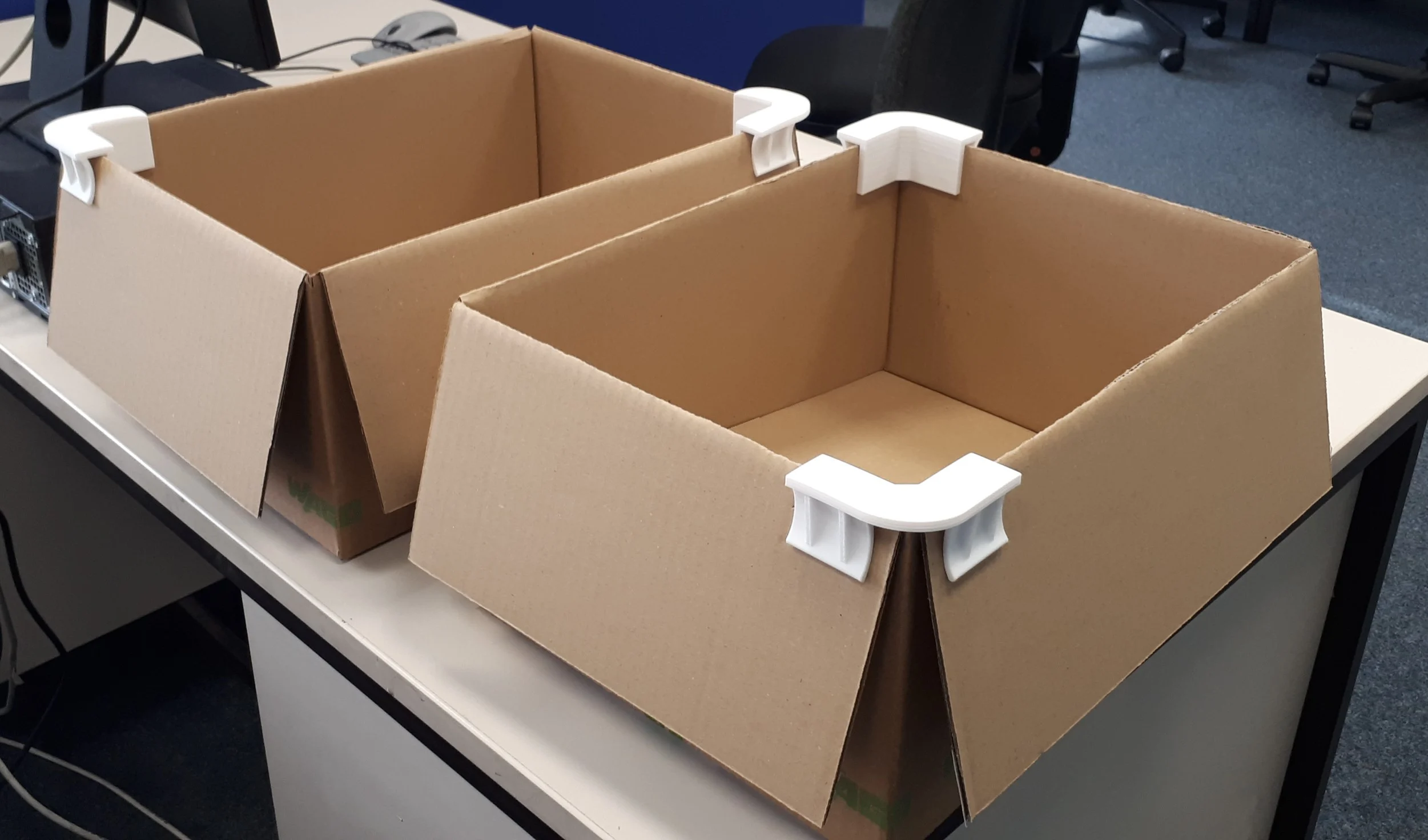 keep the box open