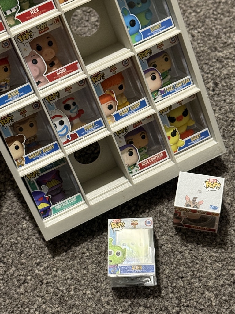 BITTY POP DISPLAY CASE