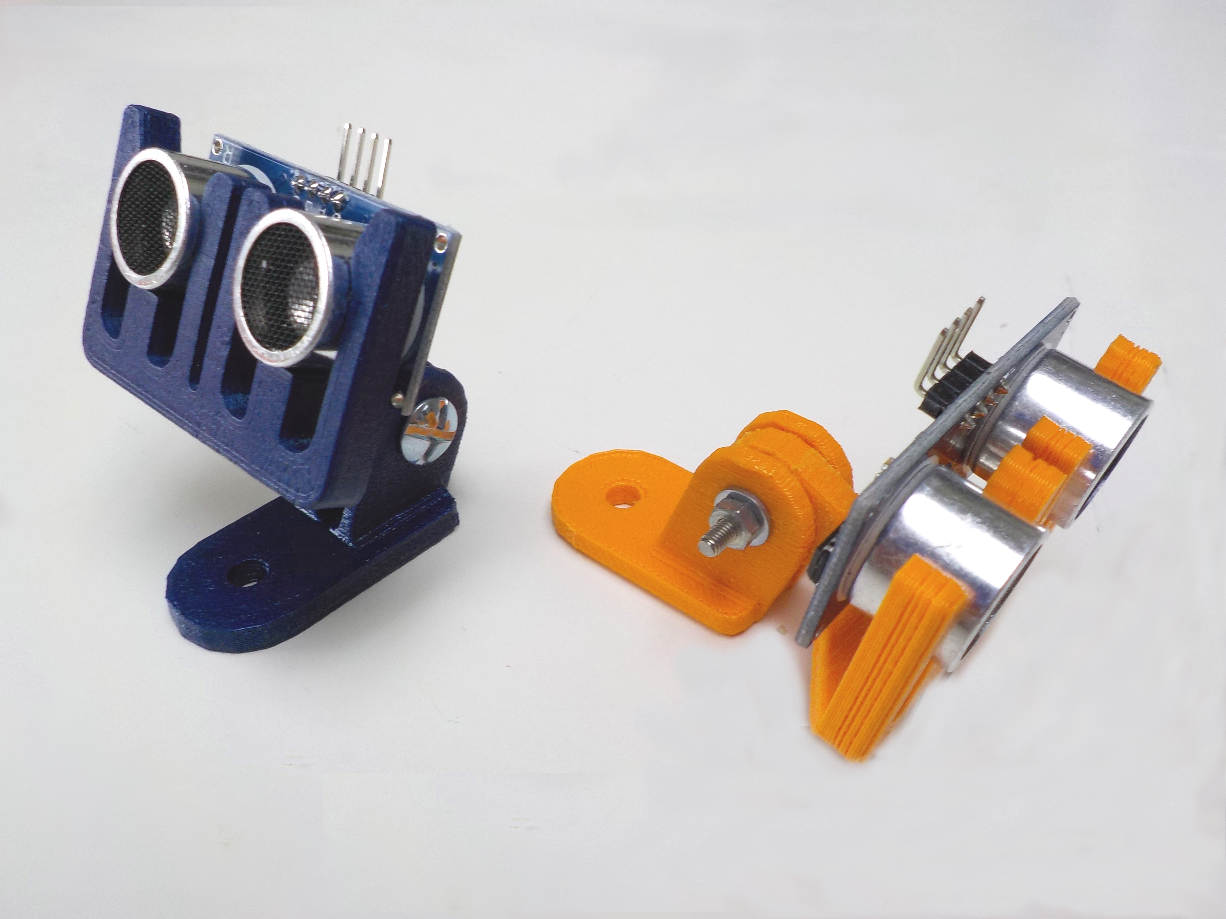 Fixation articulée pour HC-SR04