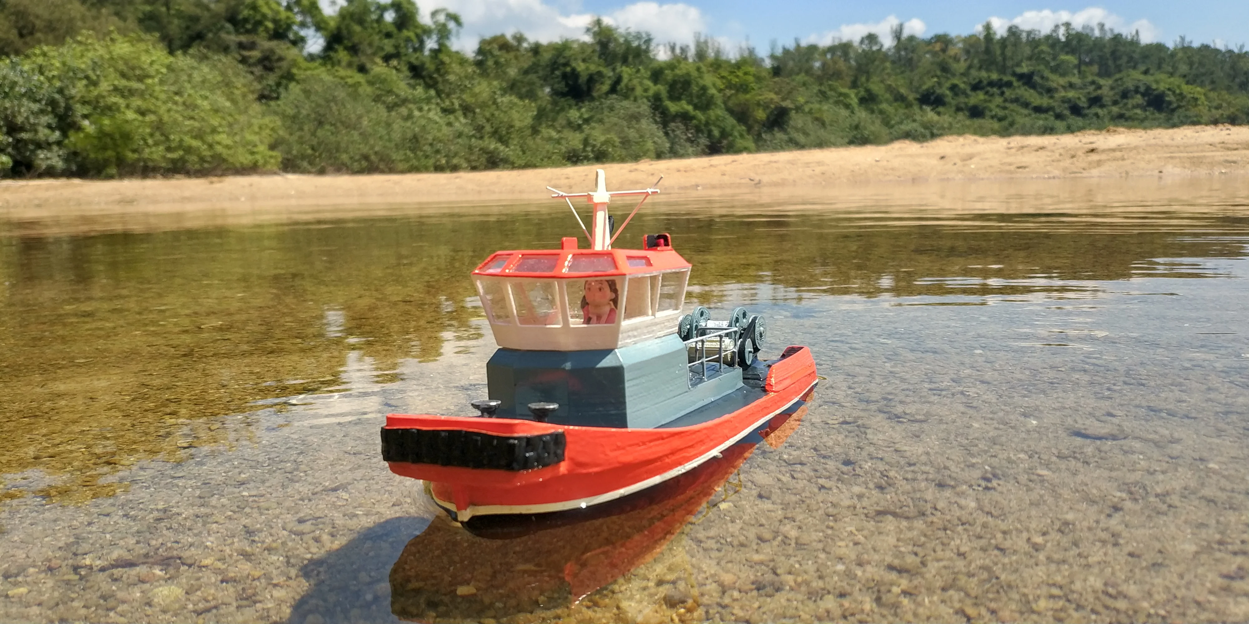 R/C Tiny tug