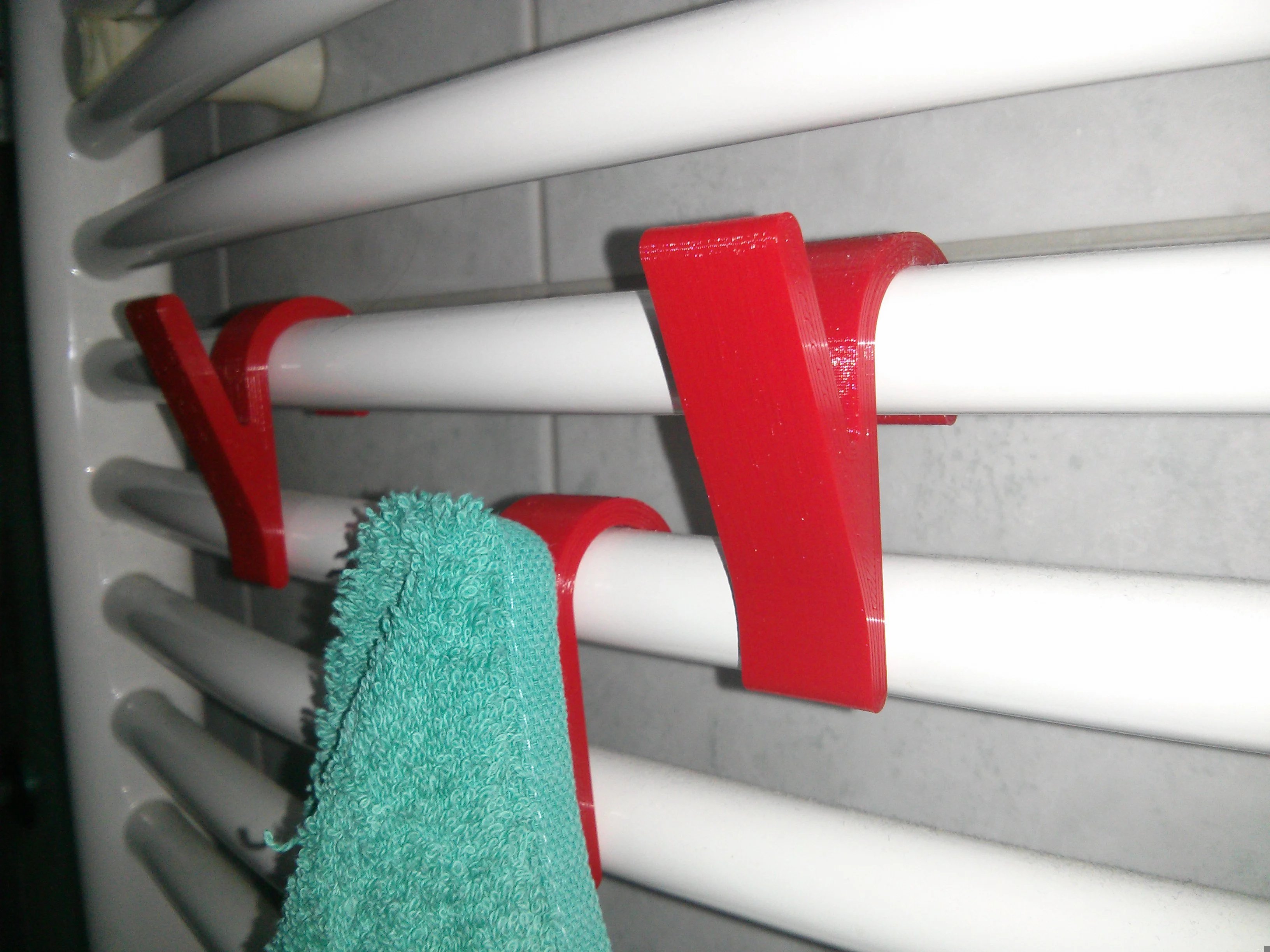 Round Radiator Hook