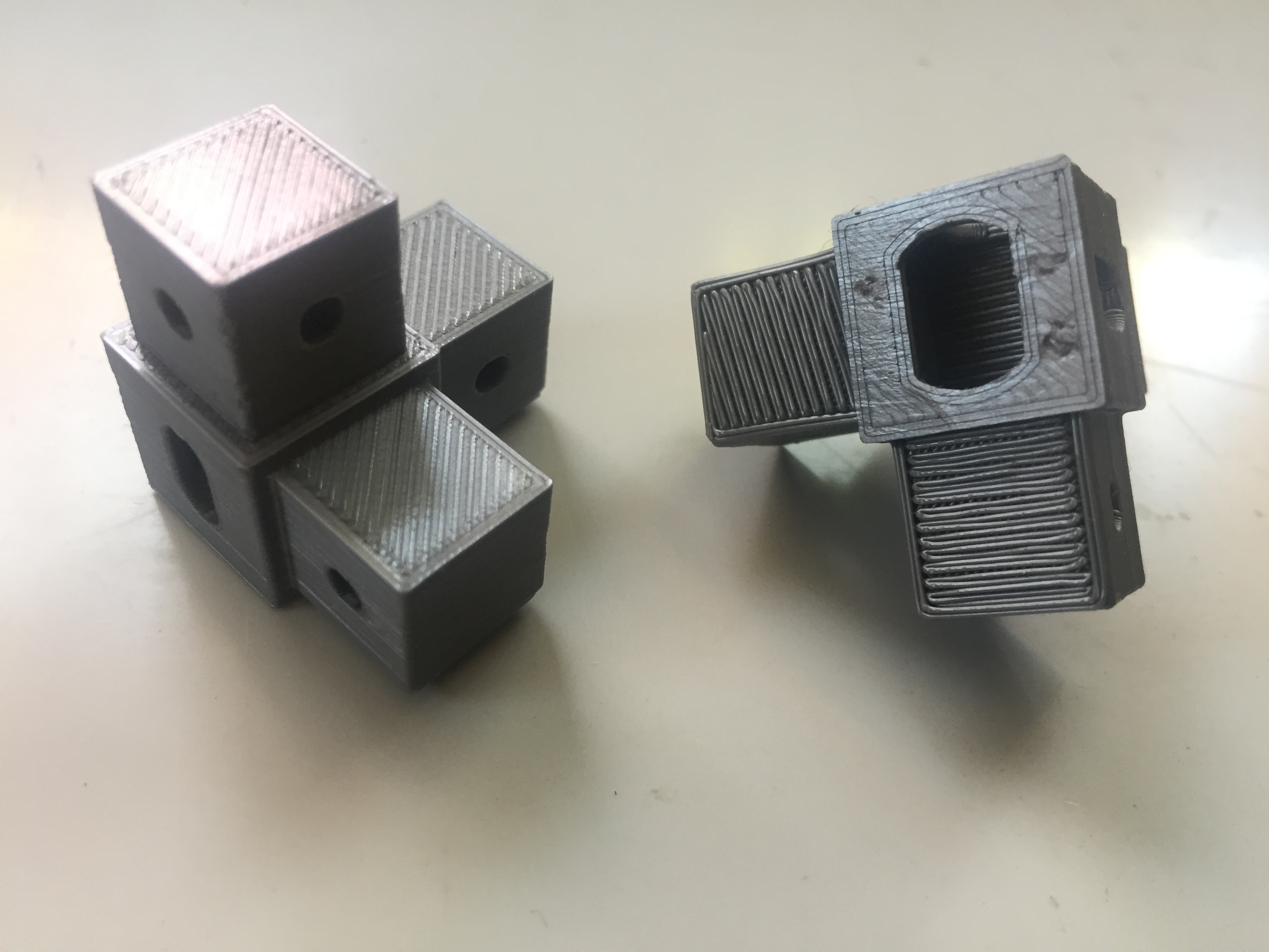 RC Truck 1:14 Container mounting corners for 15x15mm profile
