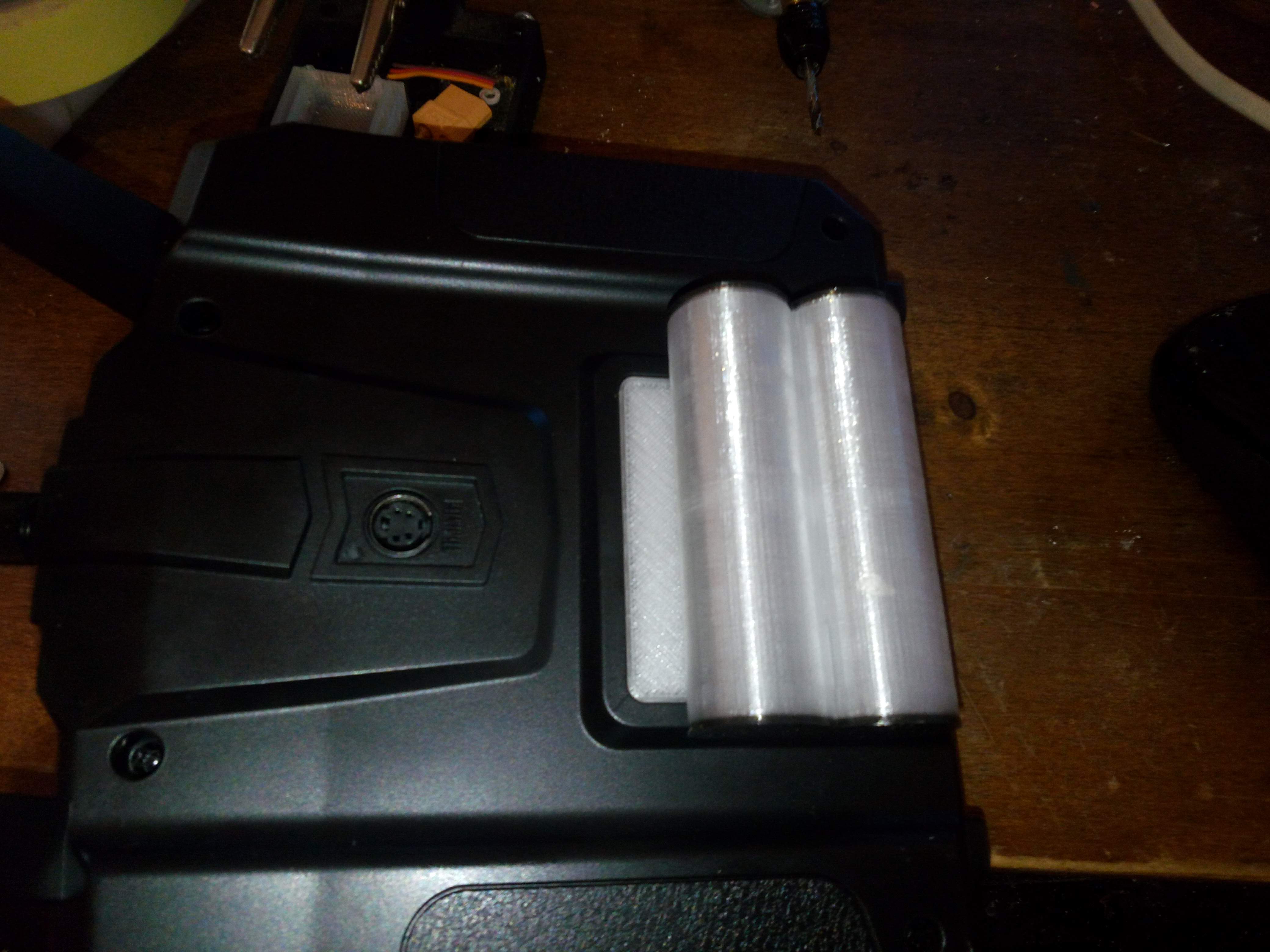 18650 battery support to flysky FS-I6