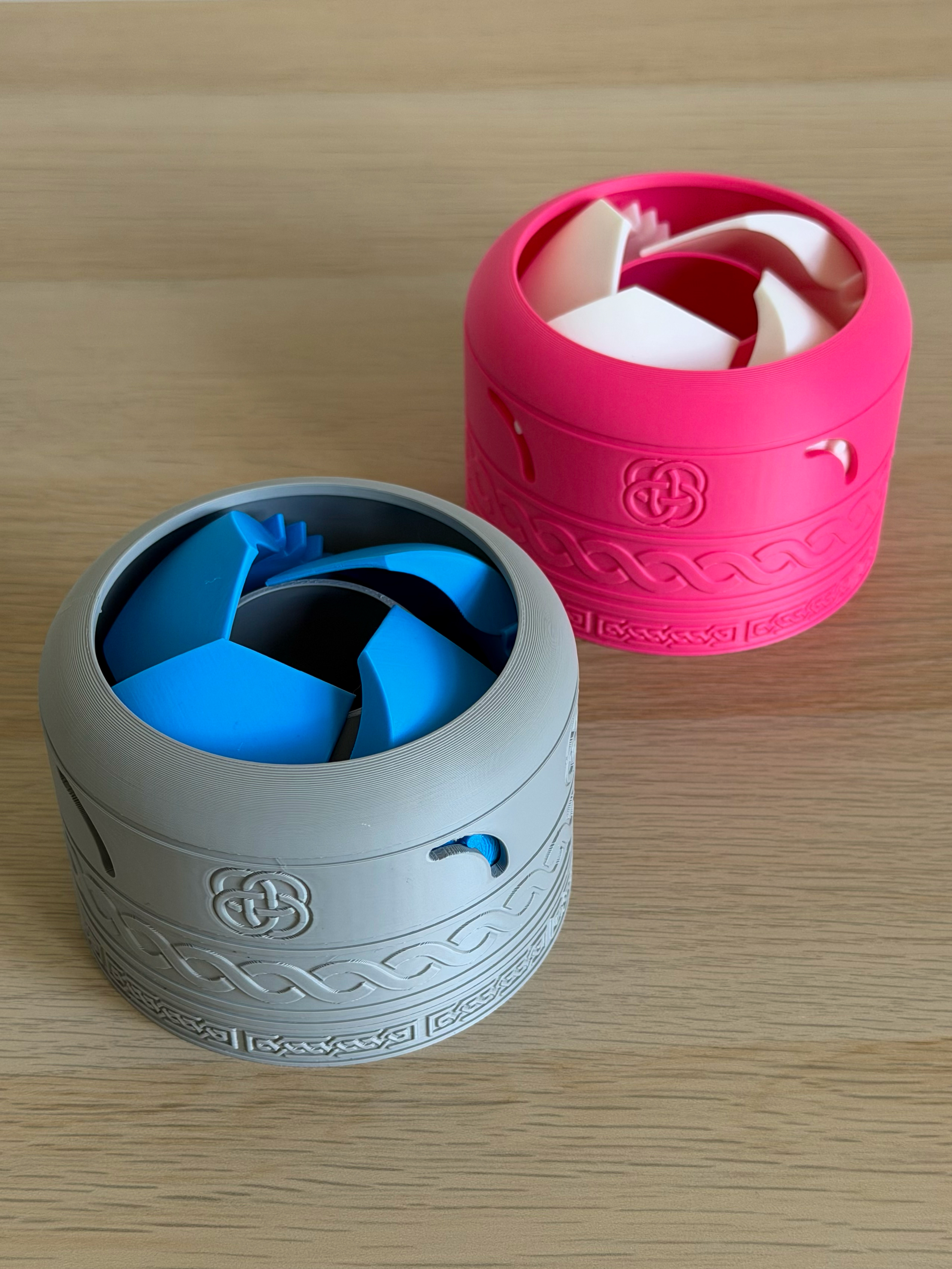 Planetary Iris Box
