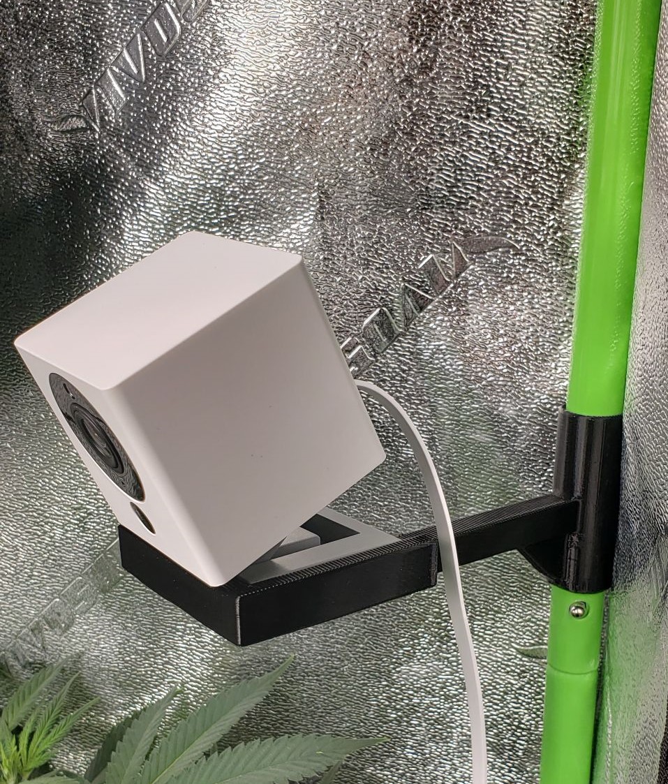 Wyze Cam pole mount