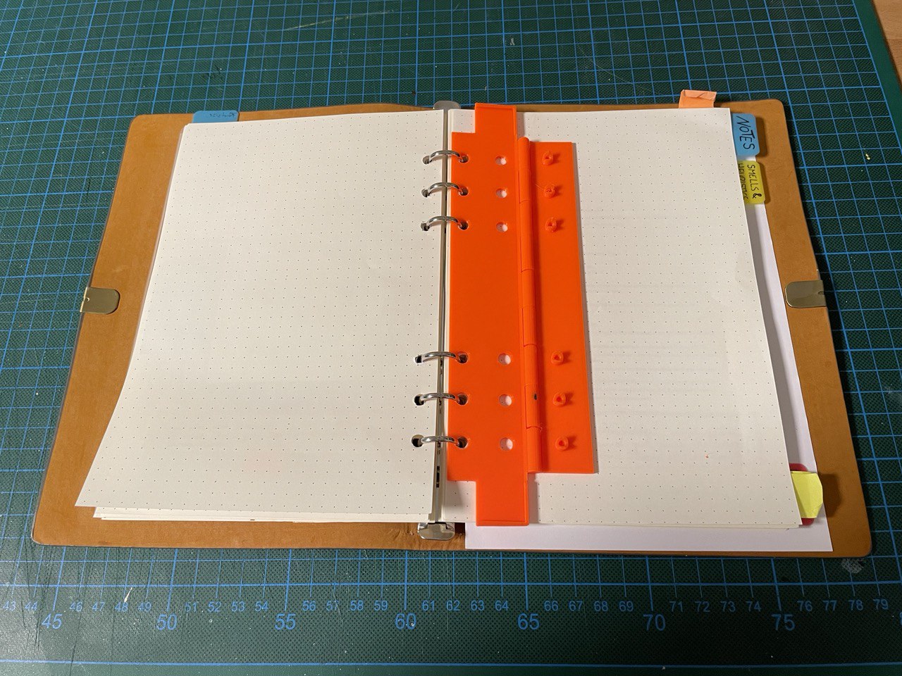 6 hole DIN A5 notebook paper puncher