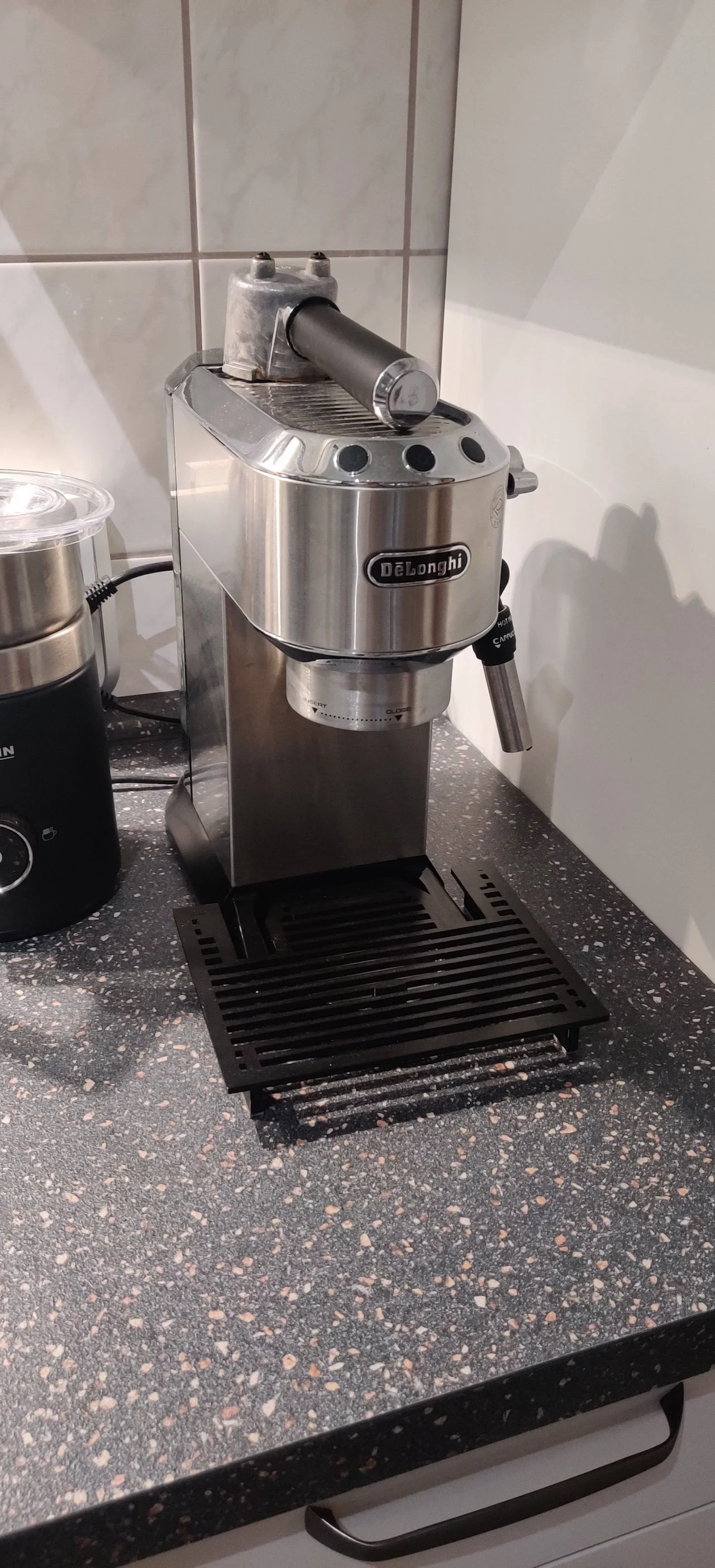 Grid for Coffee Maker (De'Longhi Dedica EC685.M)