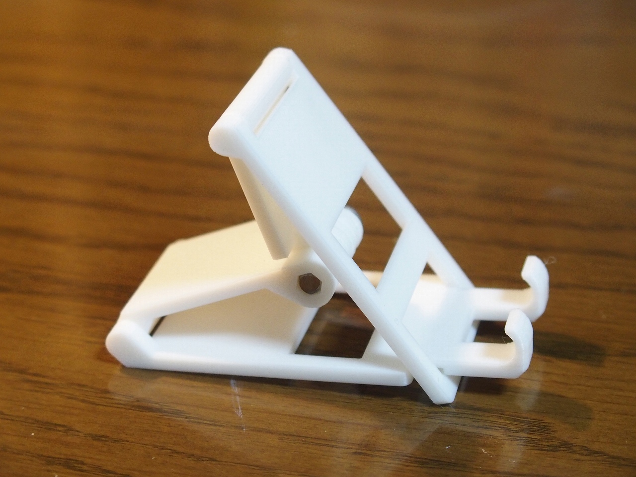 Smartphone Stand #7 (flexible angle)