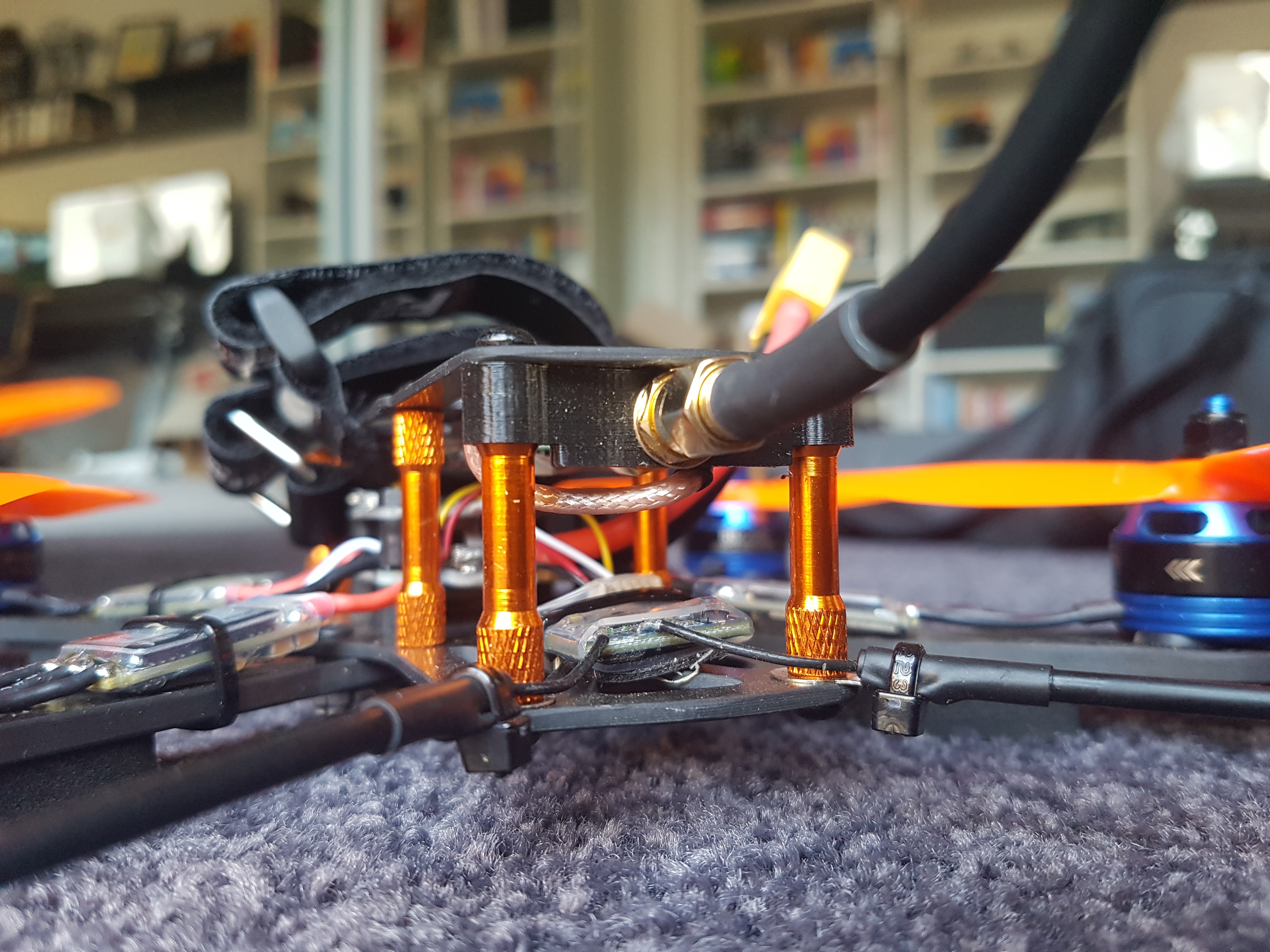 6mm Standoff-Mounted SMA Antenna Bracket