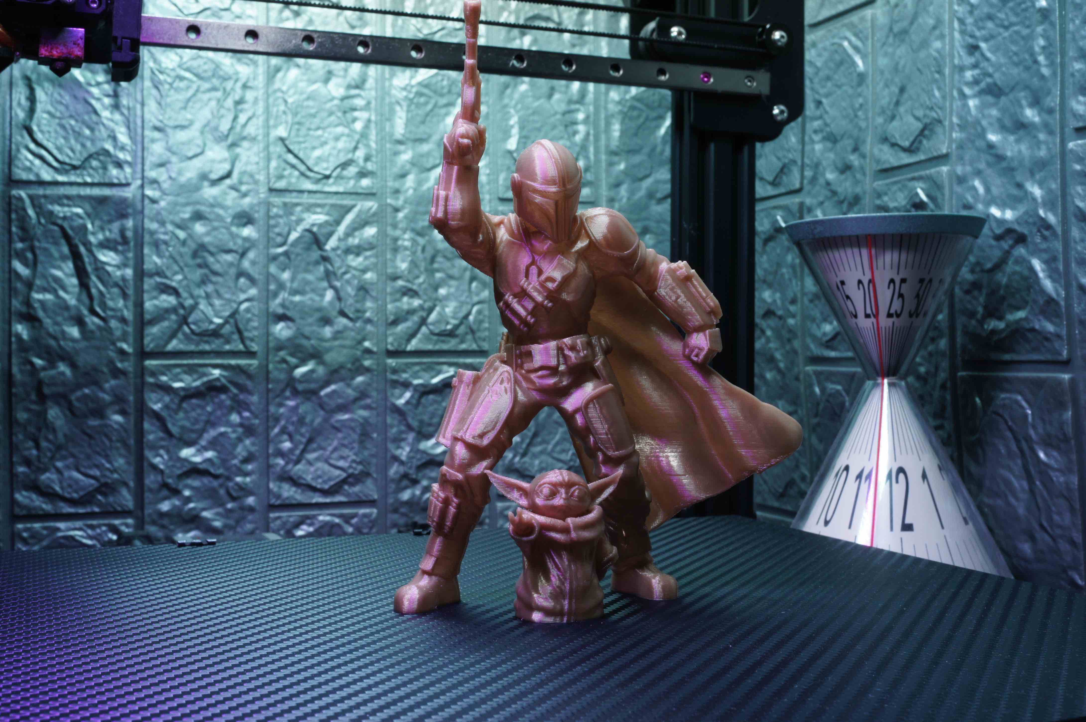 The Mandalorian Support Free Remix Pose 2/5