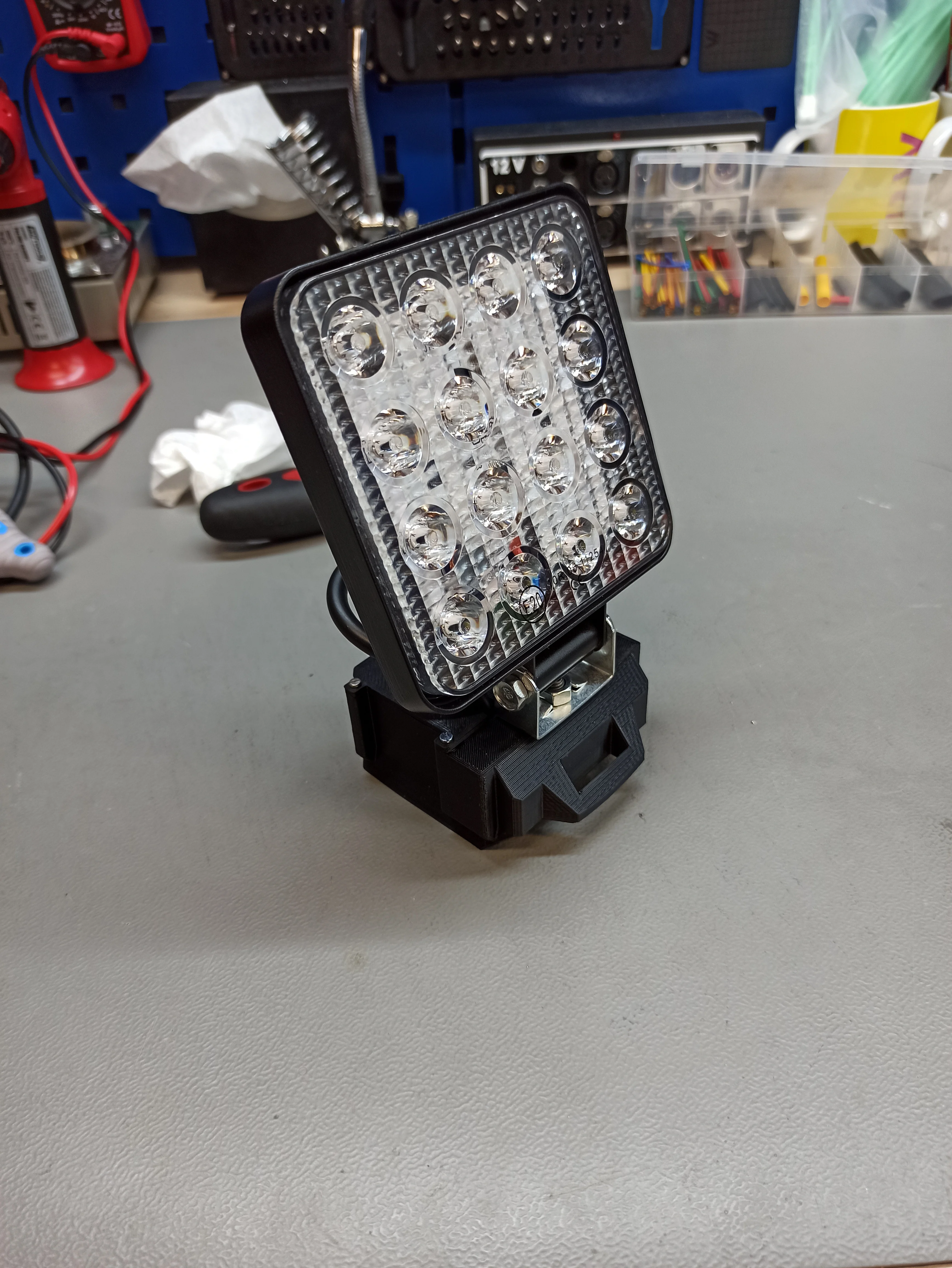 Parkside X20V Team LED Work Light (added XH M609) Remix
