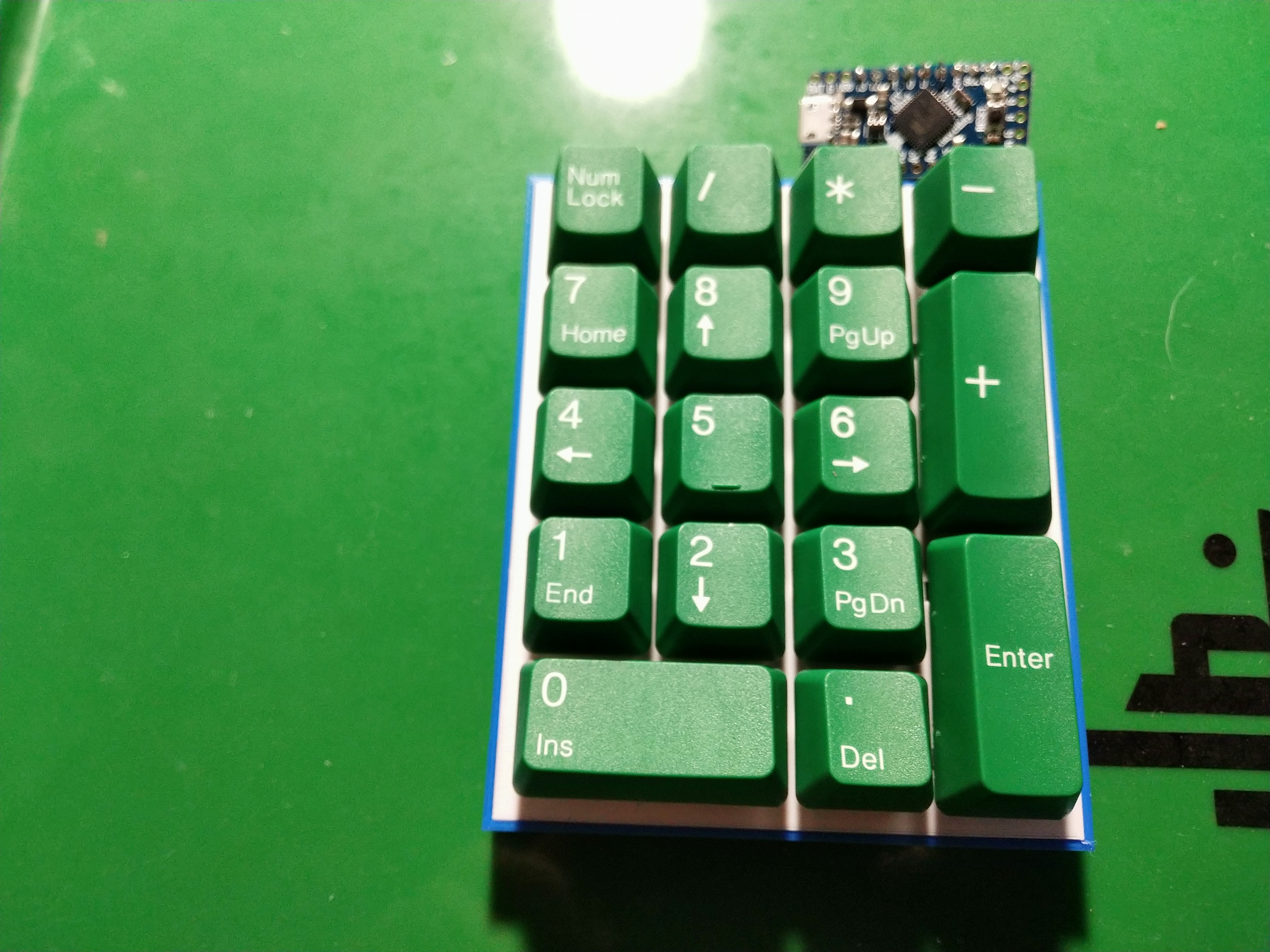 Modular Mechanical Keyboard Hotswap Sockets