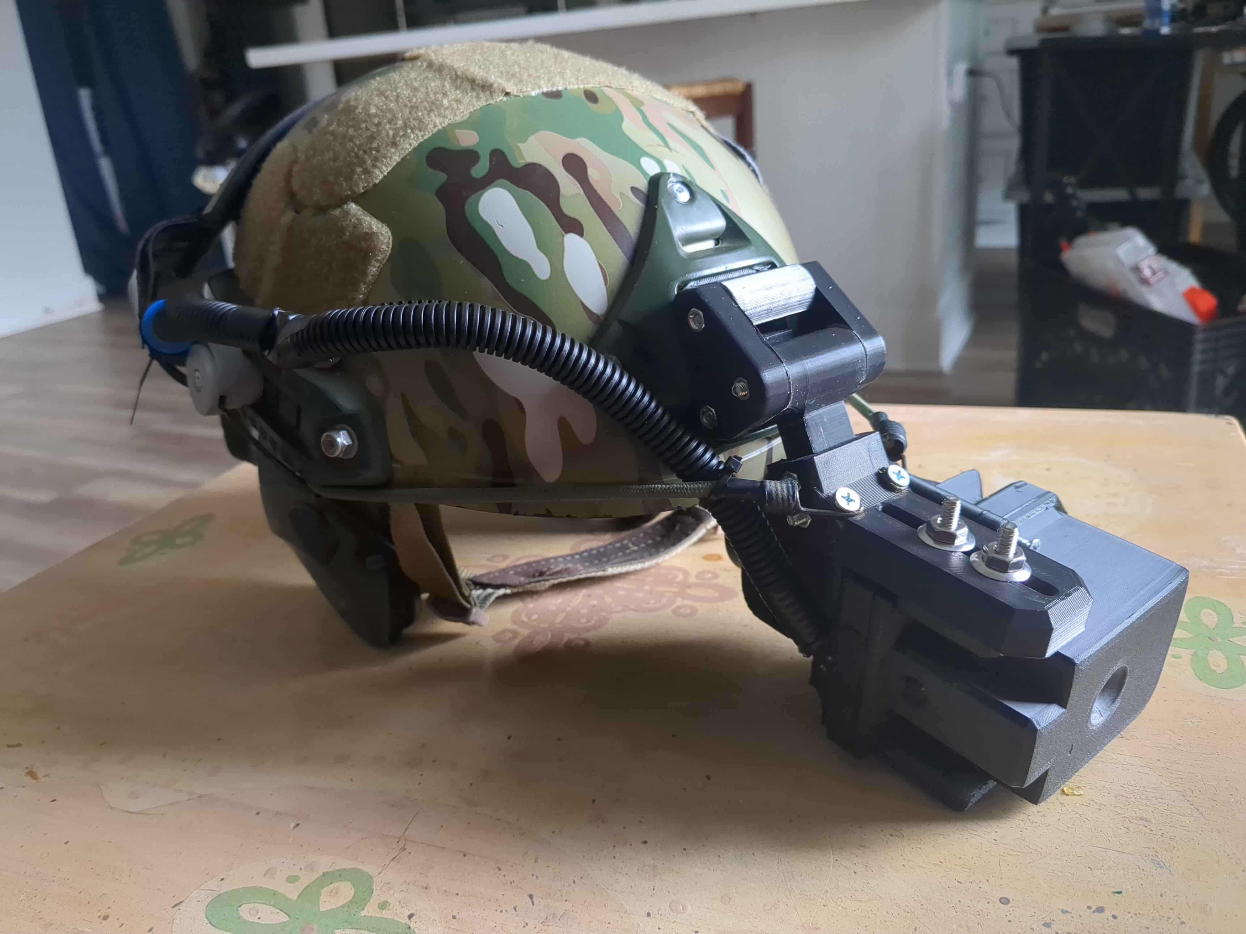 The Hammerhead  [The poor man's thermal monocular]