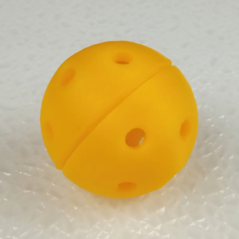 Simple Screw Together Catnip Ball