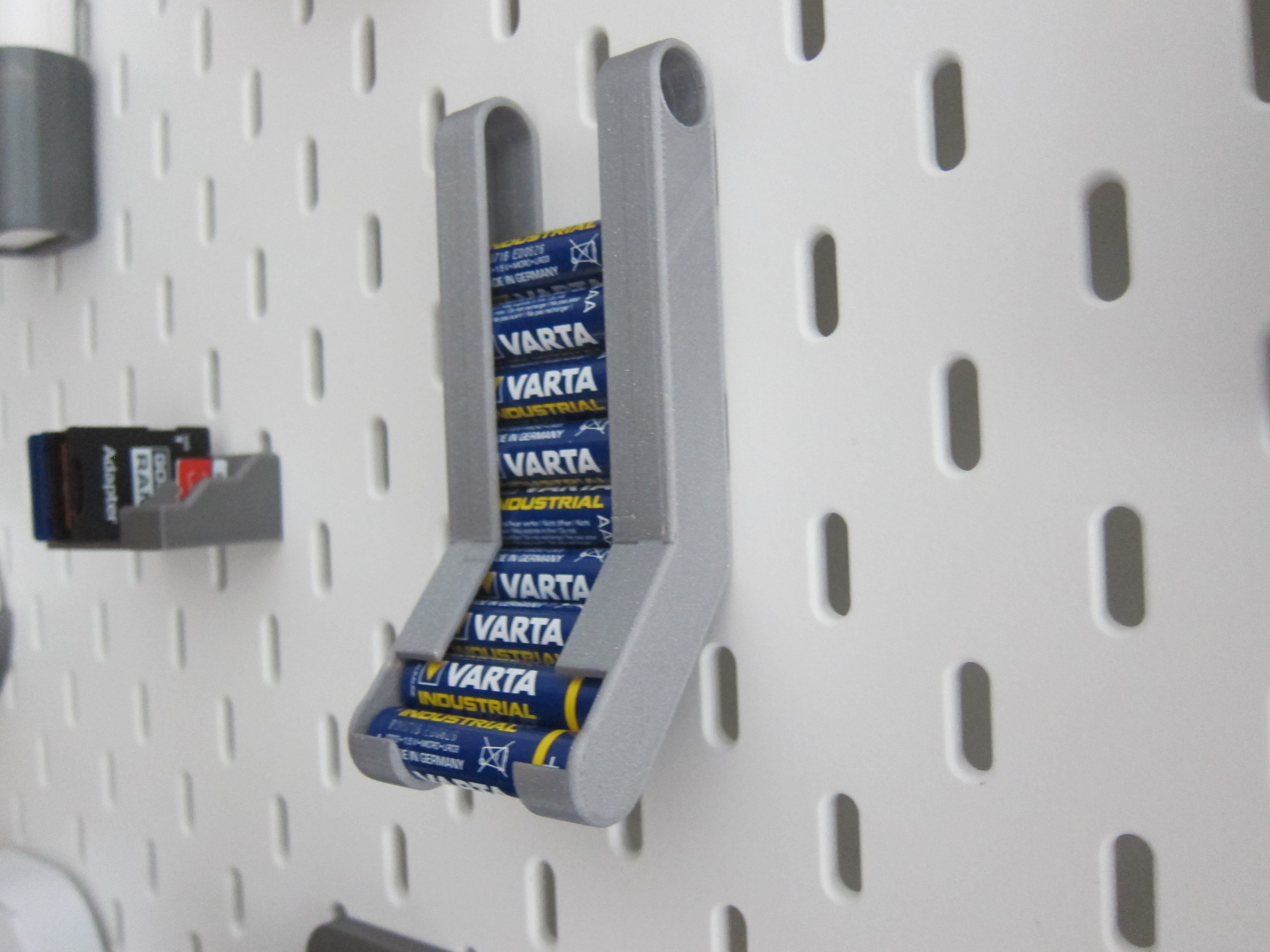 AAA Battery dispenser for Ikea Skadis