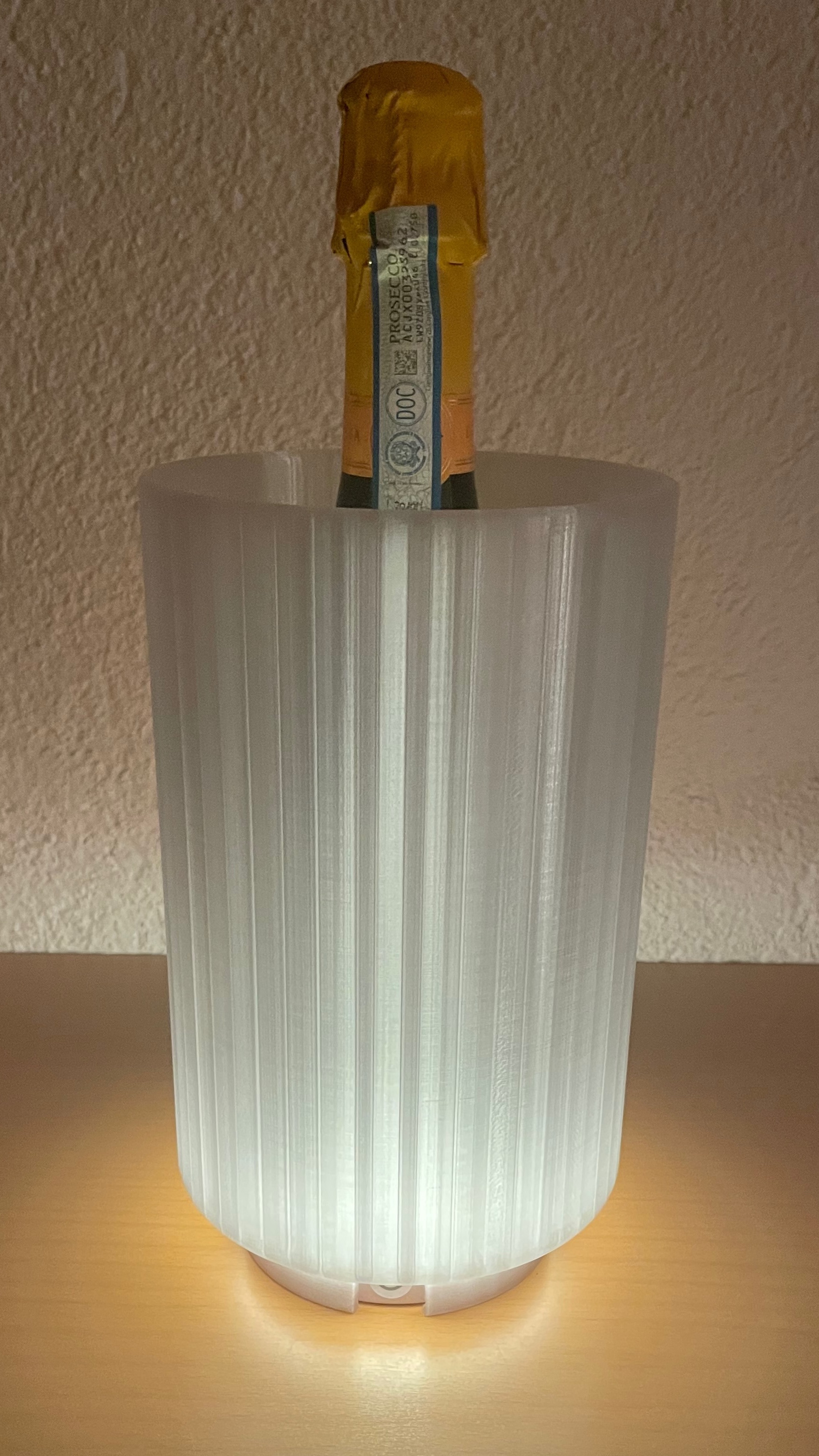 Weinkühler mit Licht