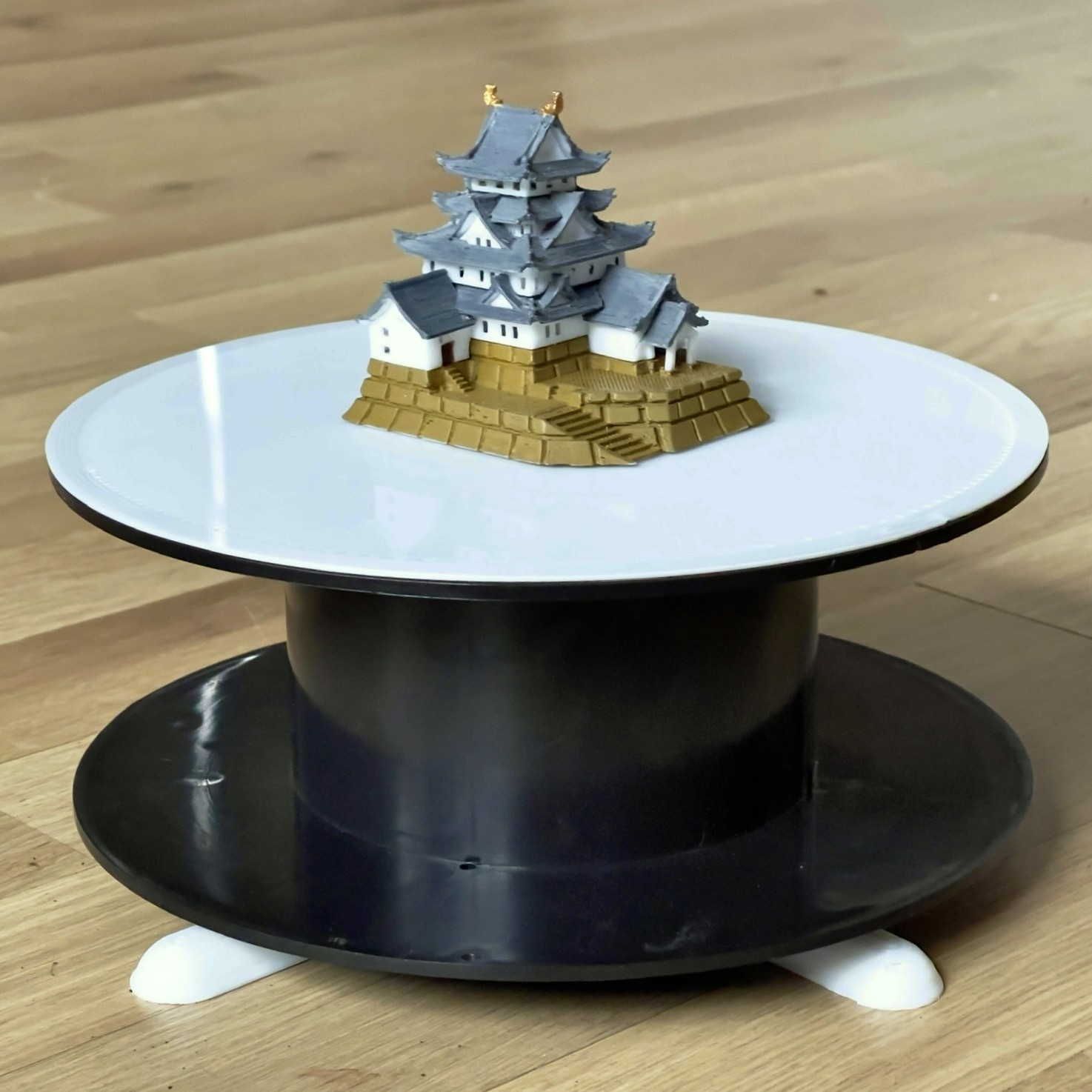 Rotating table reusing 1kg spool