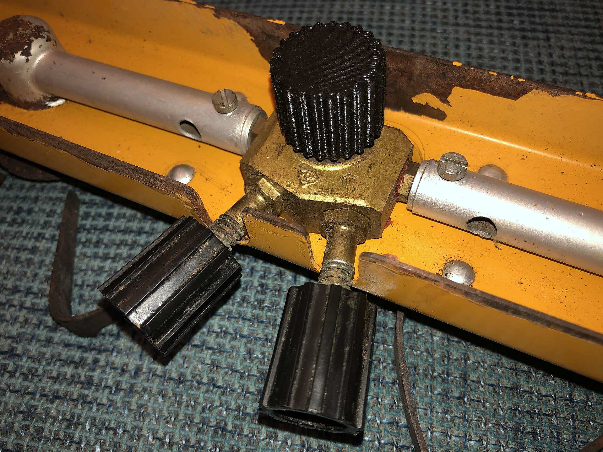 Stove thread cover
