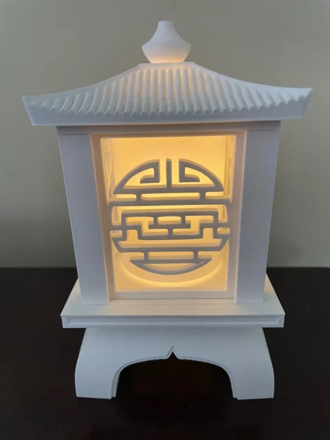 Japanese Garden Lantern with Swappable Panels