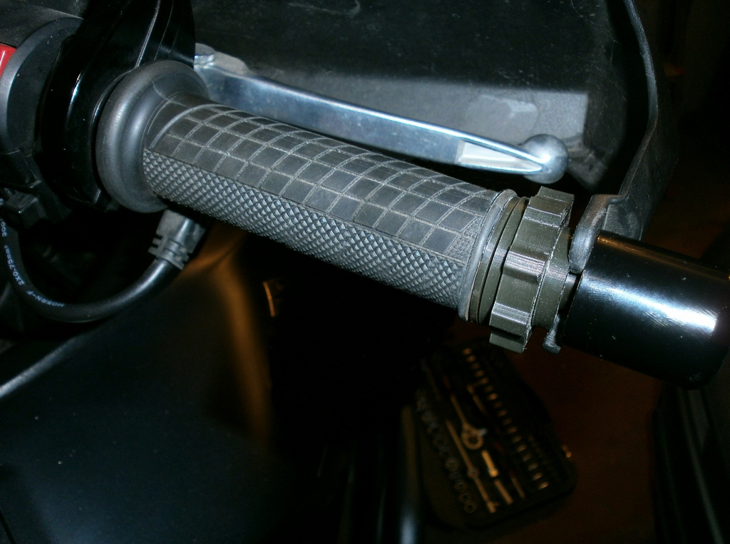 Suzuki V-Strom tempomat