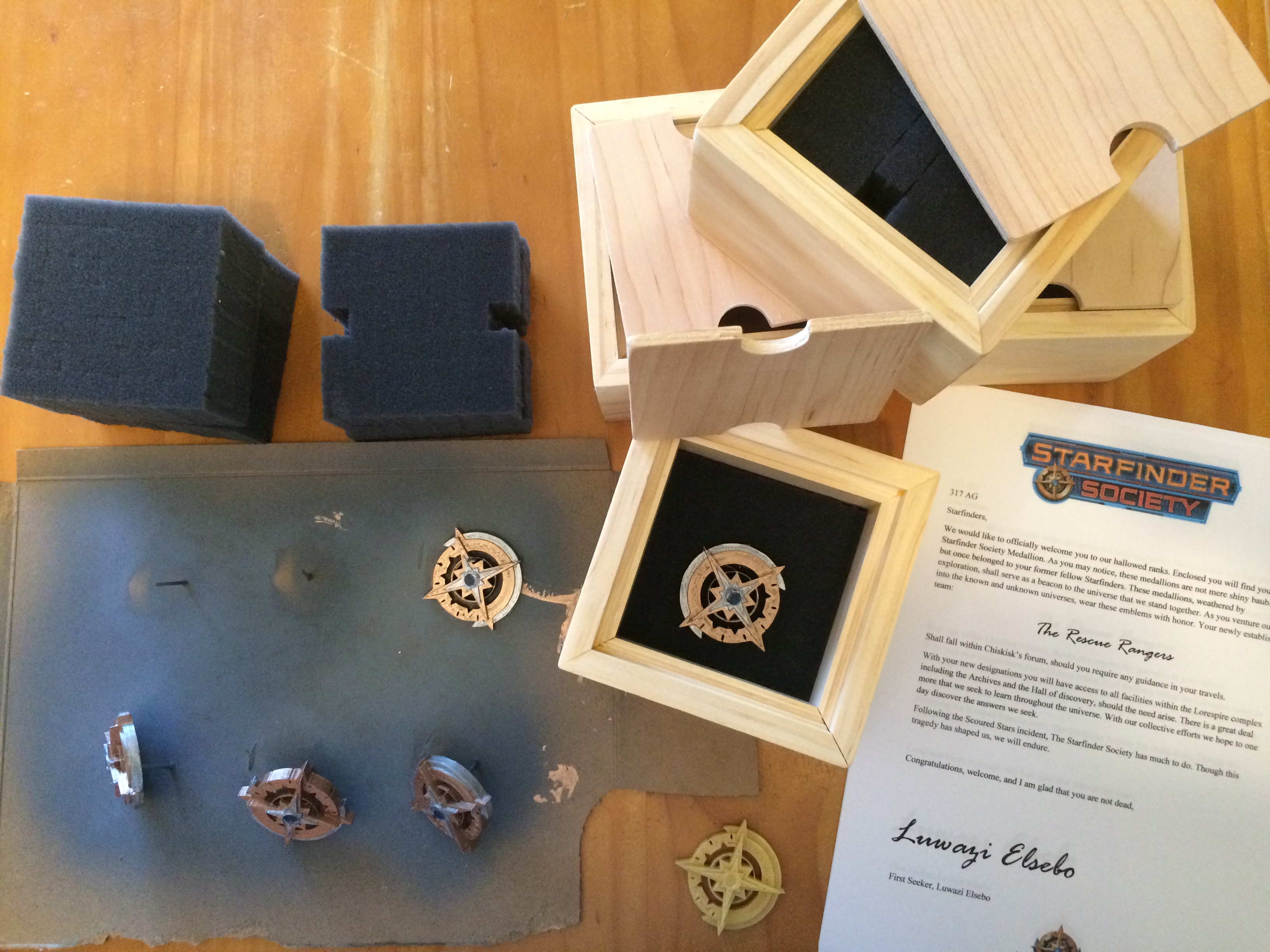 Starfinder Society Medallion