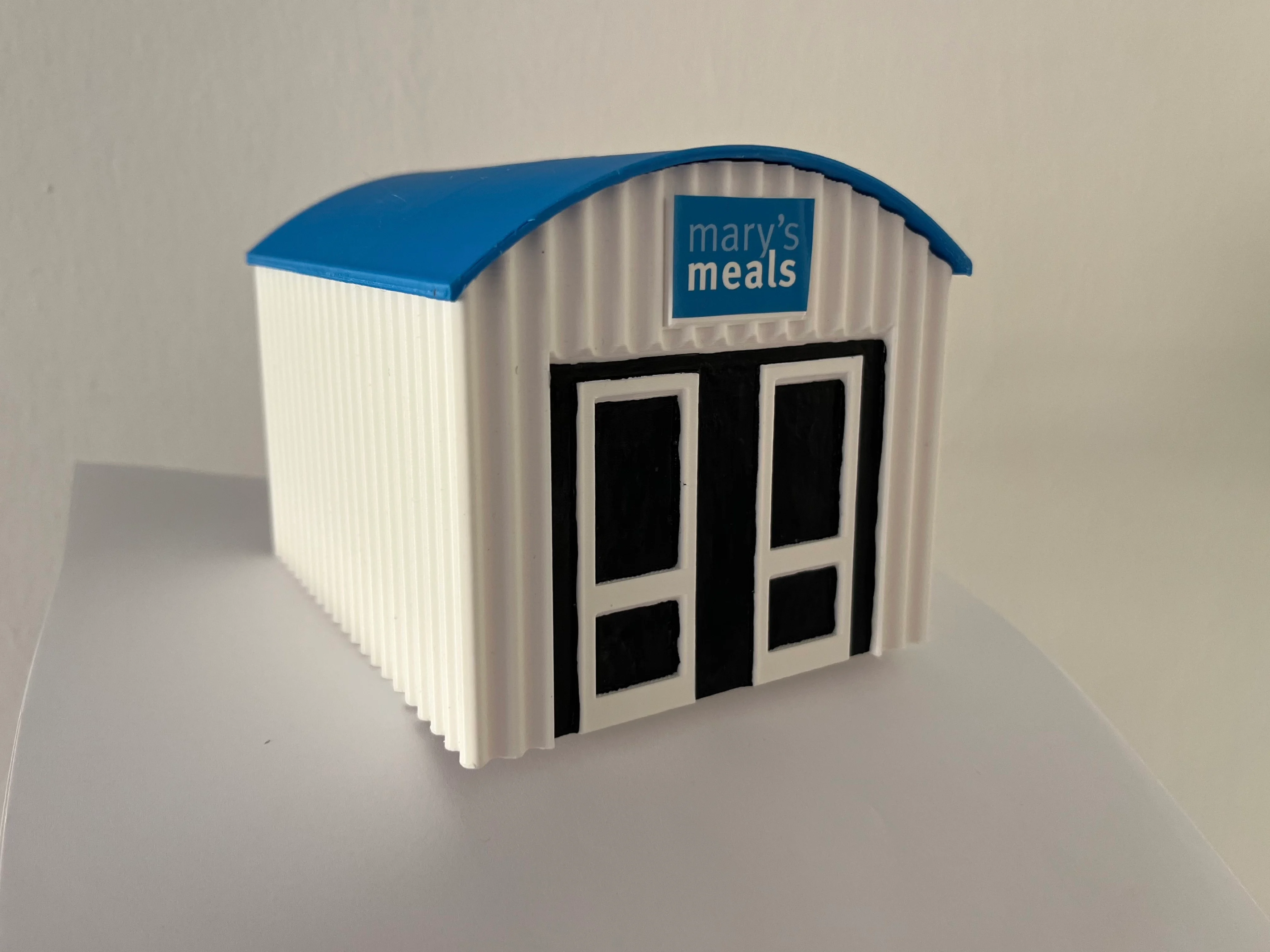 Bouda, která krmí miliony dětí / The Shed that fed millions children