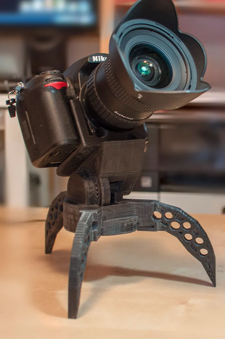 Tripod. Quick support for Nikon reflex. V2.
