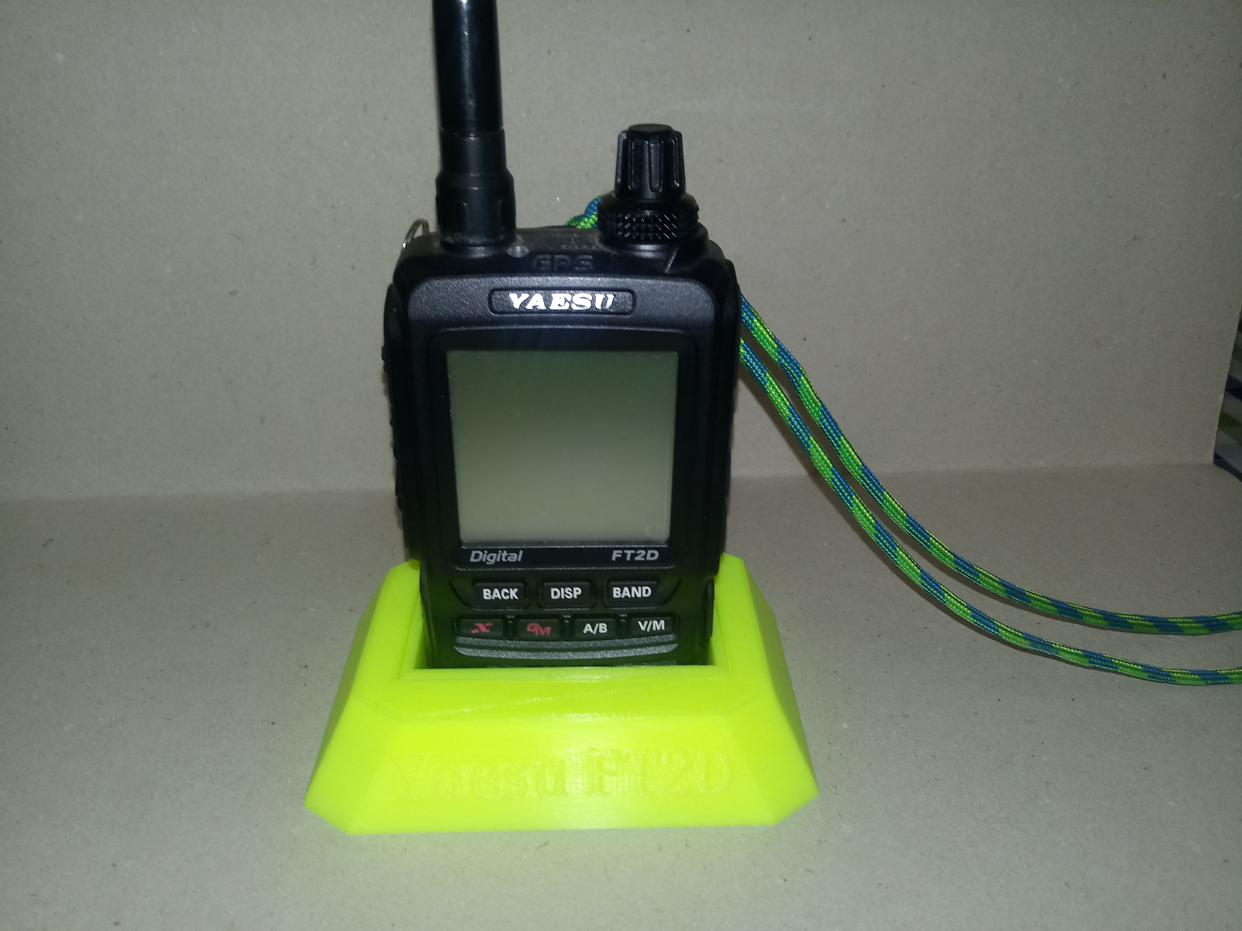 Yaesu FT2D Standschale (Ladeschale)