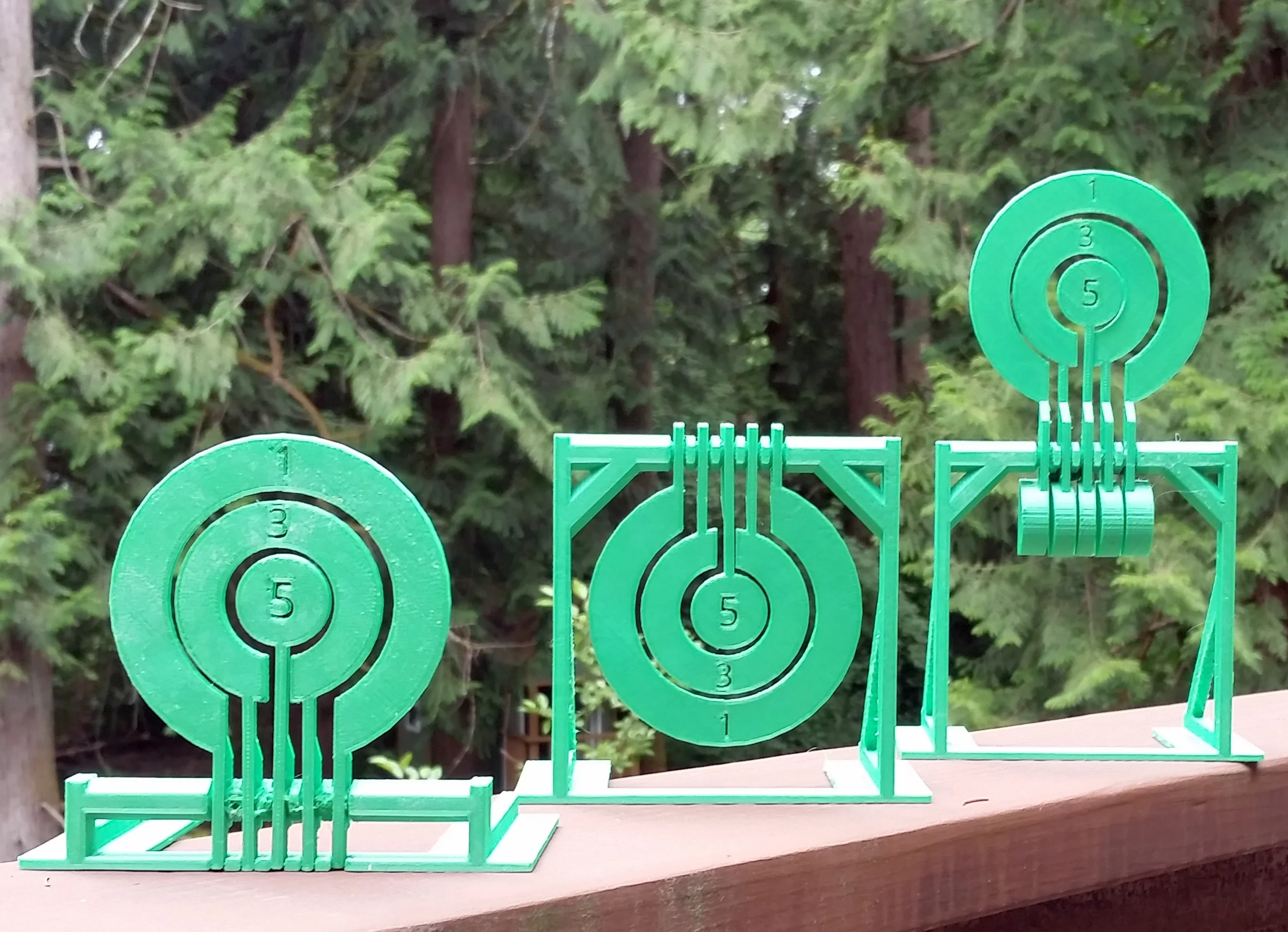 Print-in-place target spinners