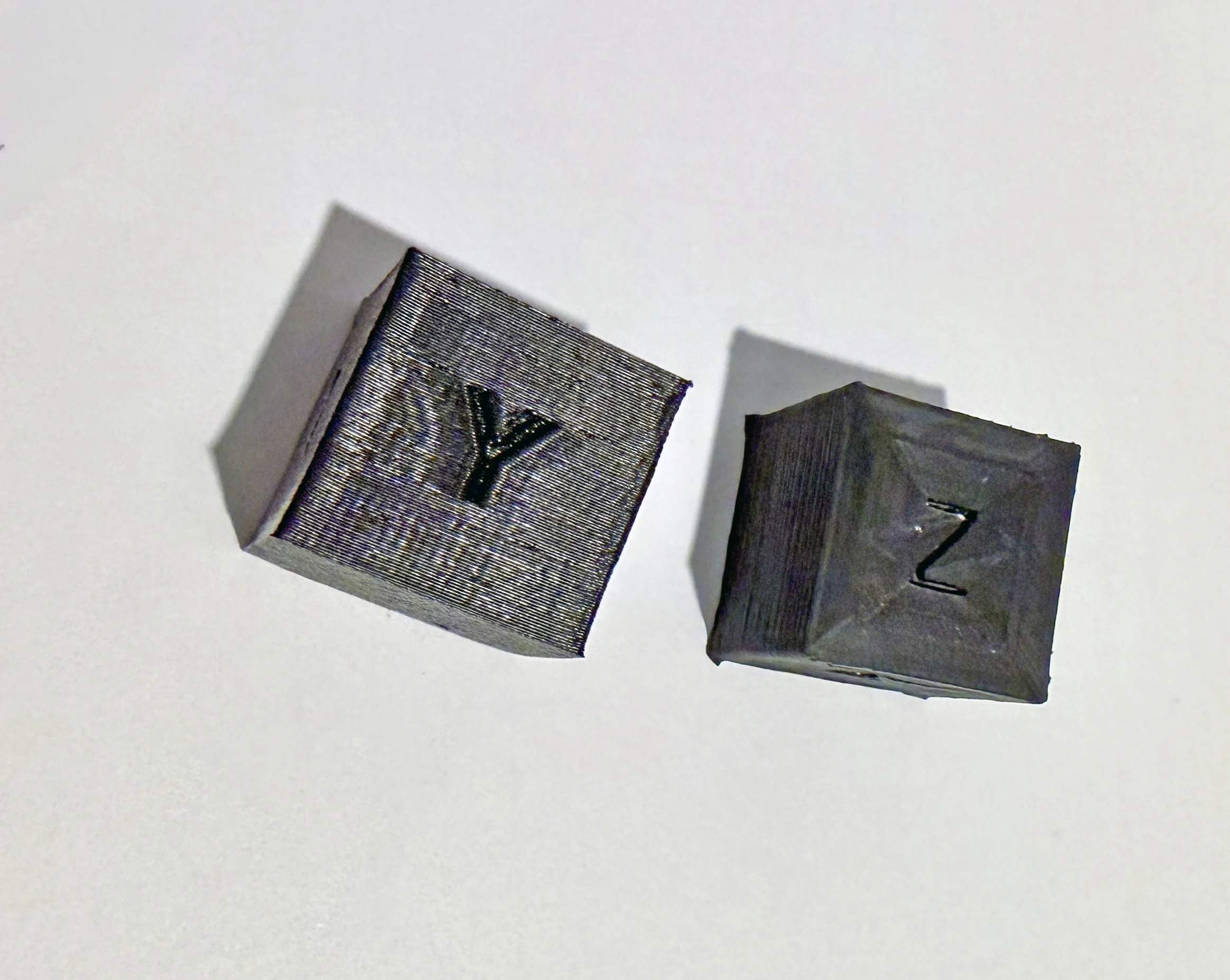 20 mm Calibration Cube – X, Y, Z Axes with Engraved Letters