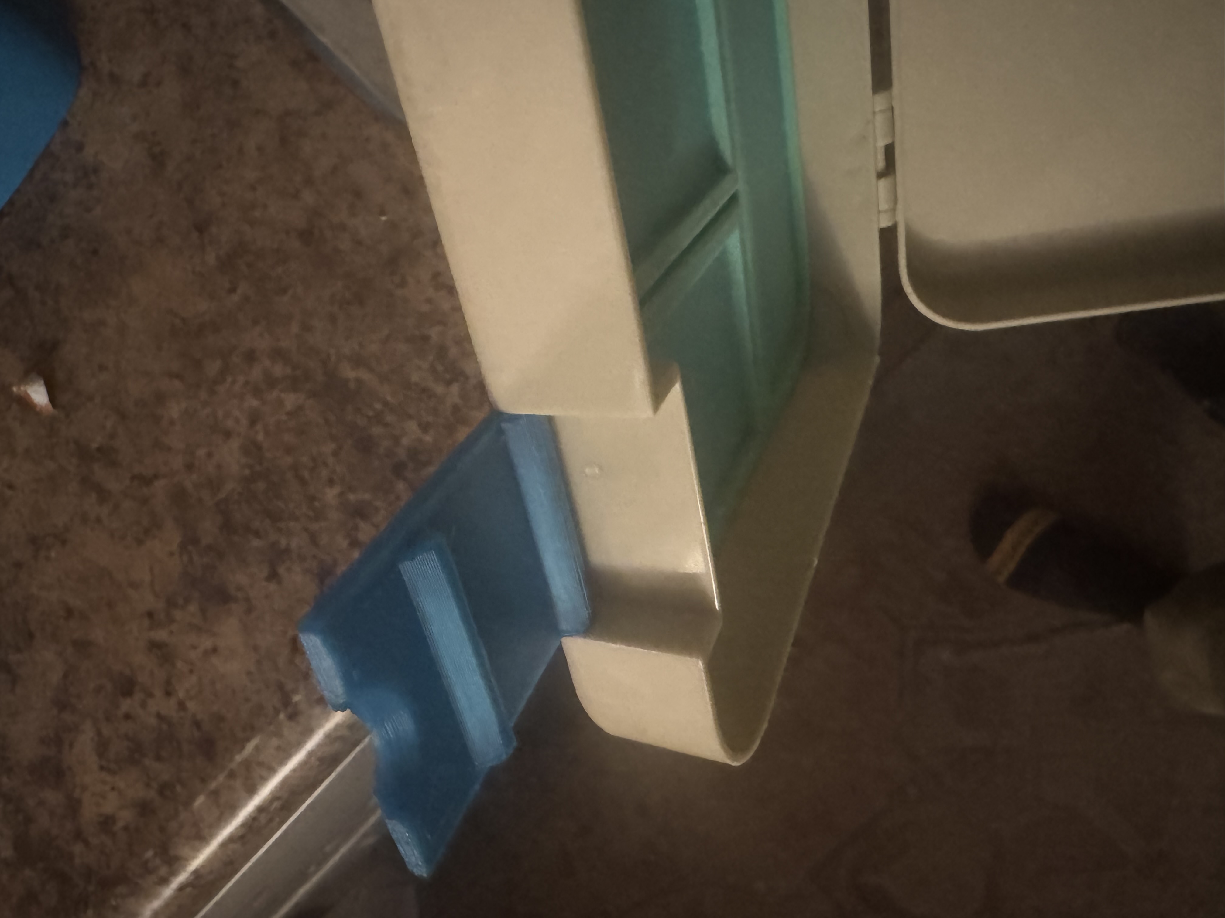 Parametric Latch for BentoBox lunchbox (and others)