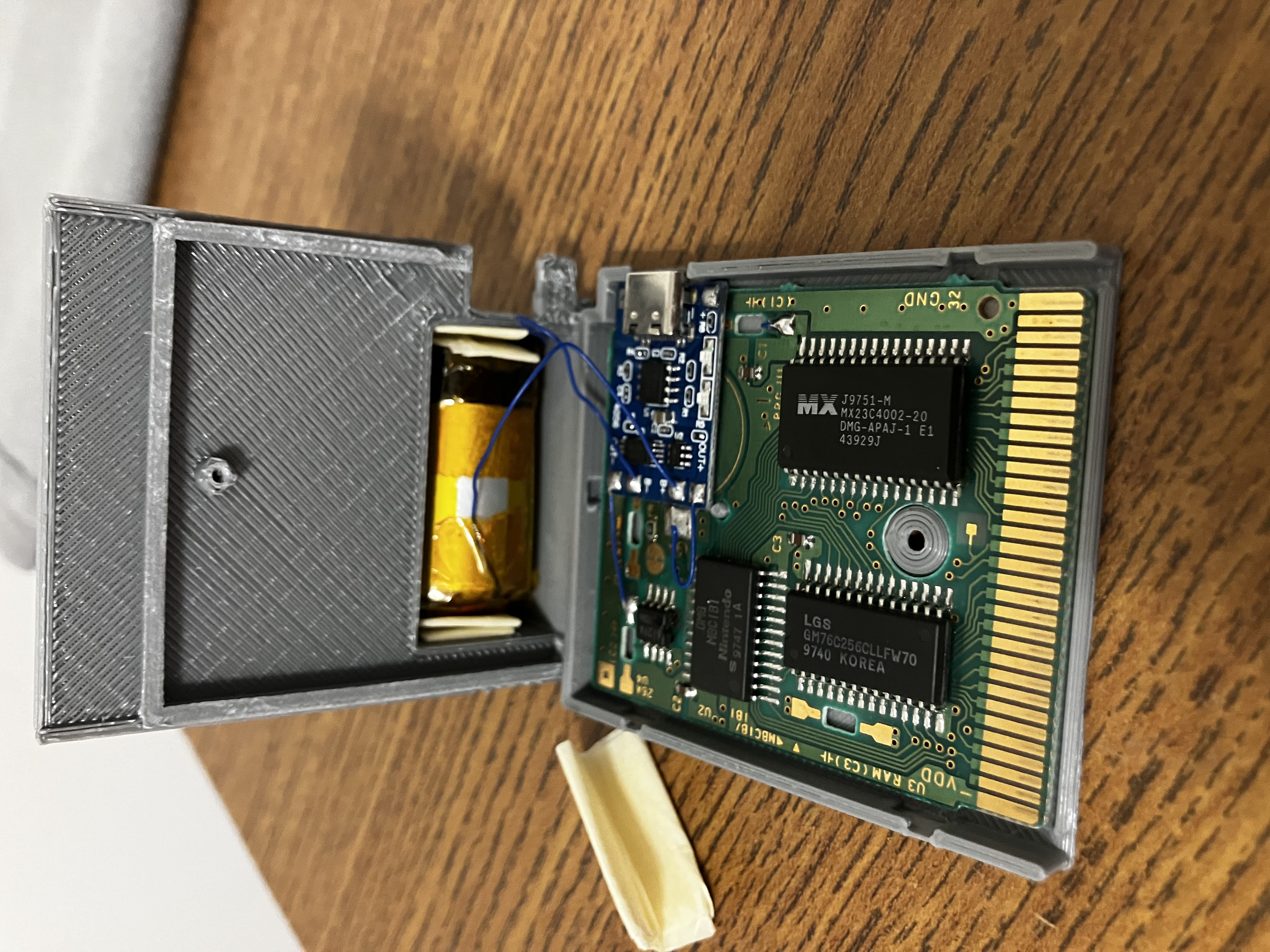 Rechargeable Gameboy Cartridge shell