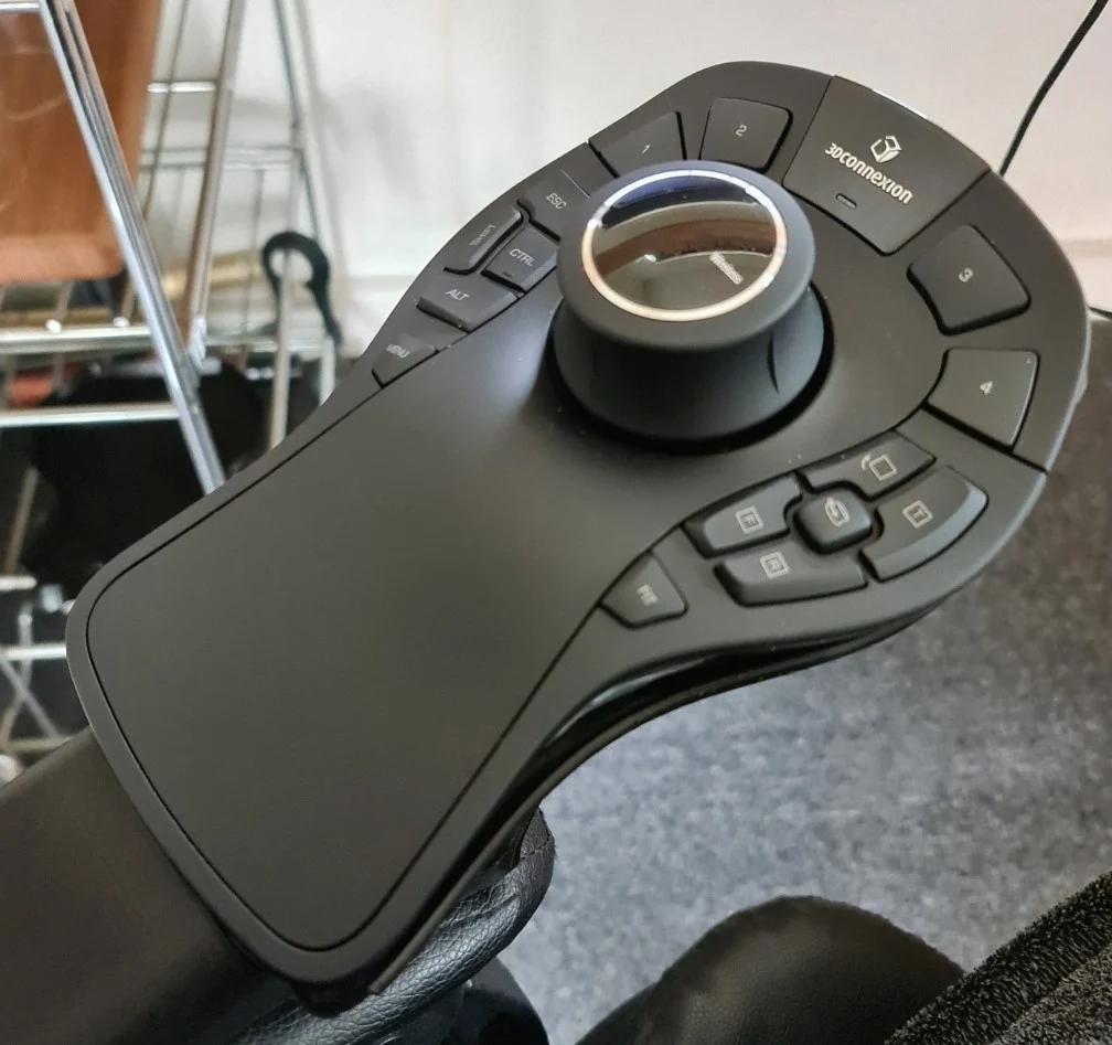 Space Mouse Pro PC Chair Mount