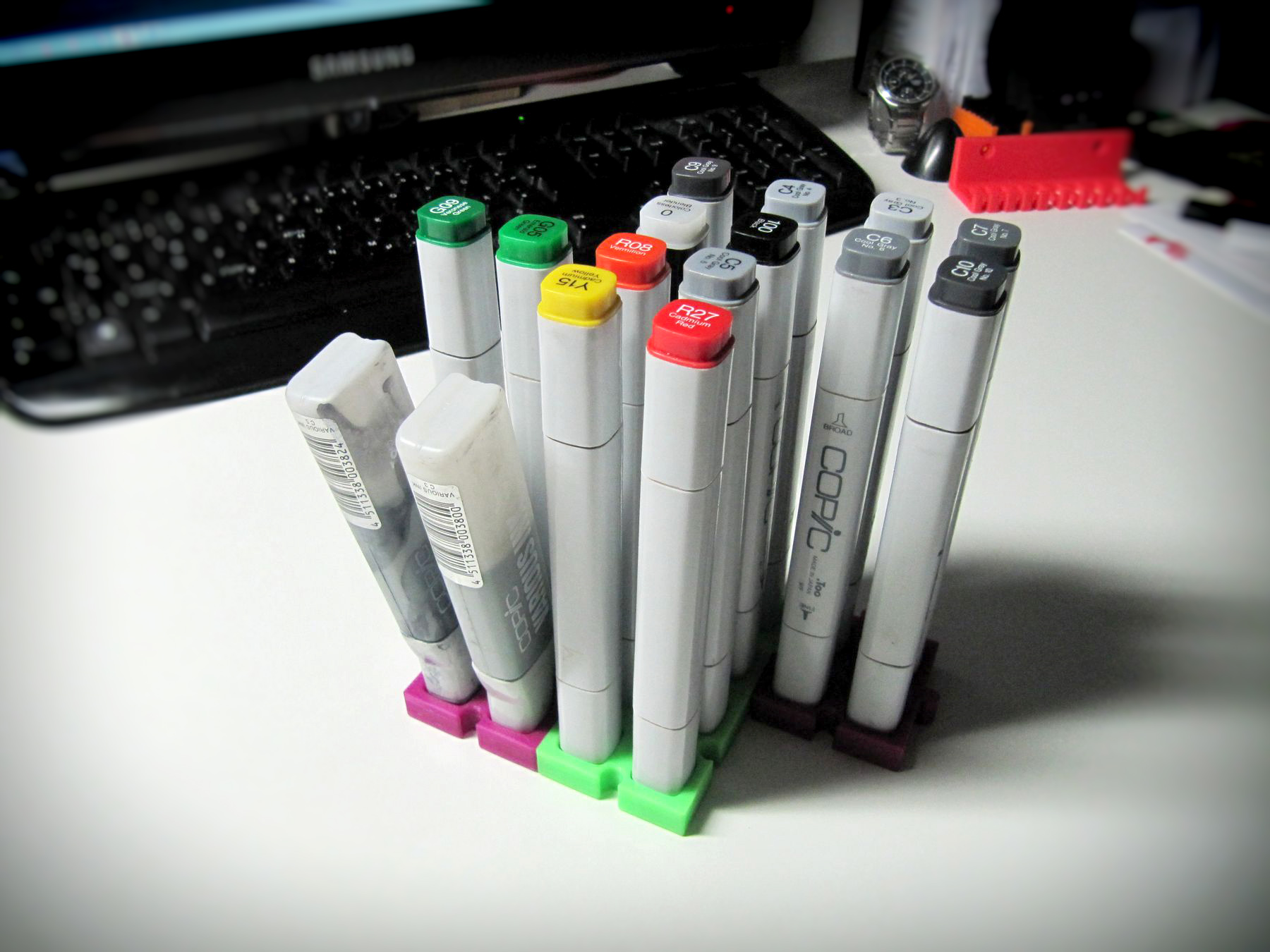 Simple Copic Marker Stand