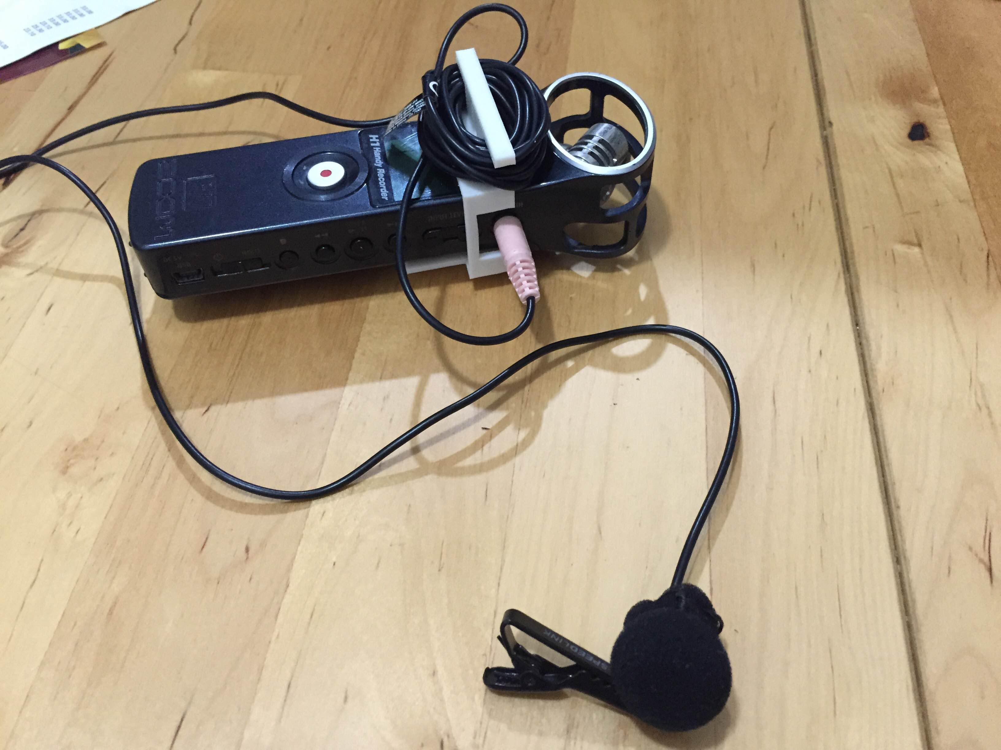 Zoom H1 belt clip