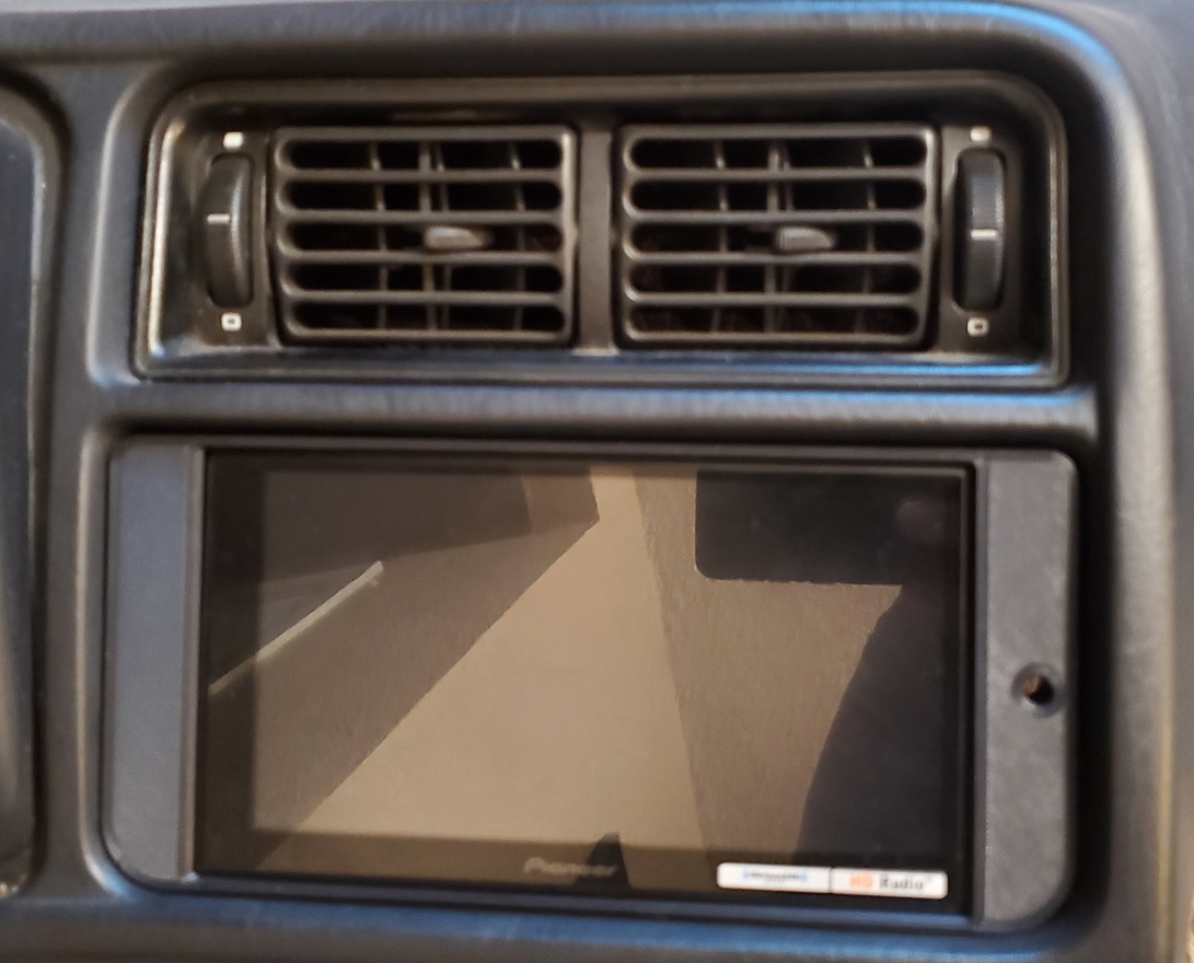 Merkur XR4Ti 2Din radio mount
